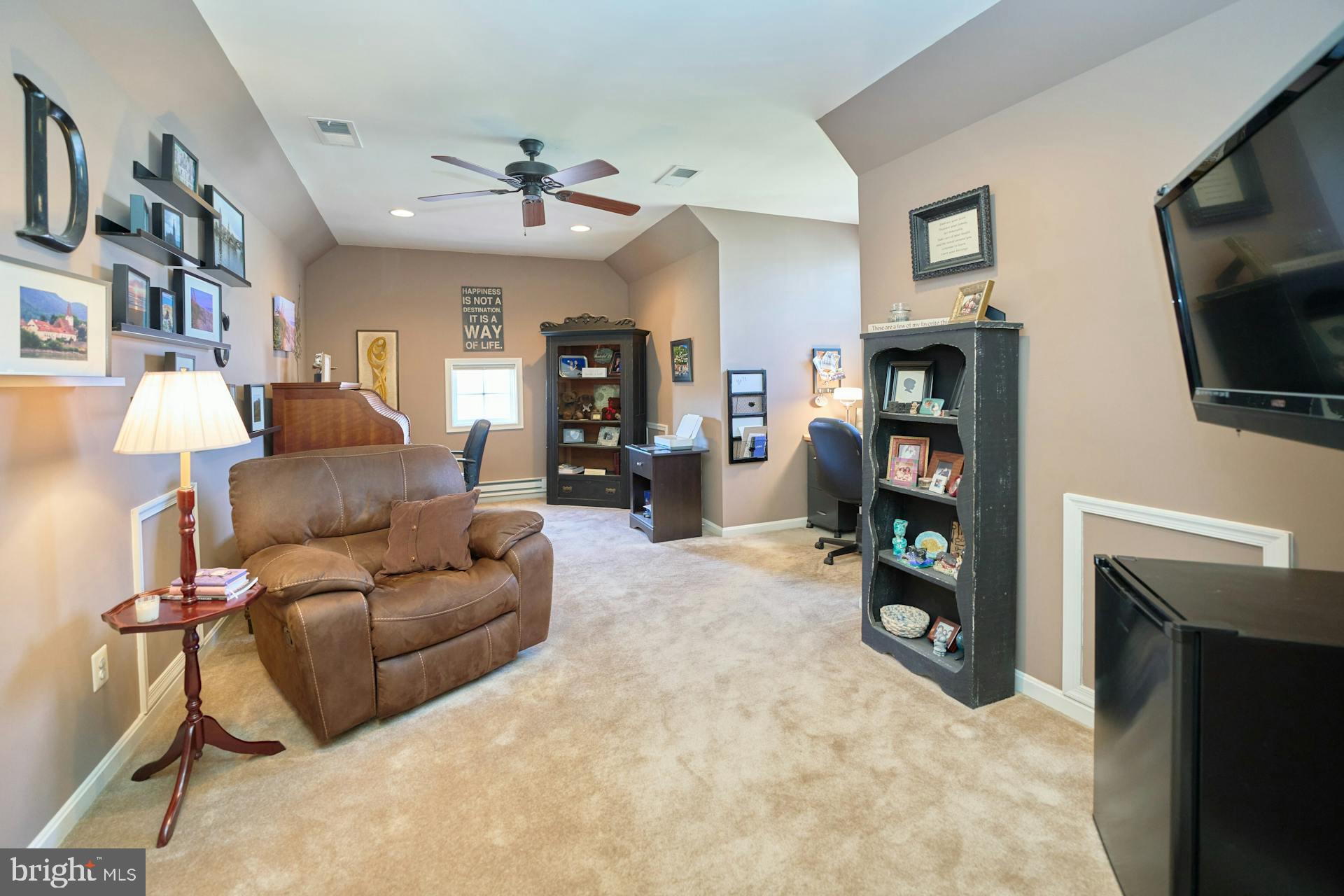 VICTORY LAKES - Residential