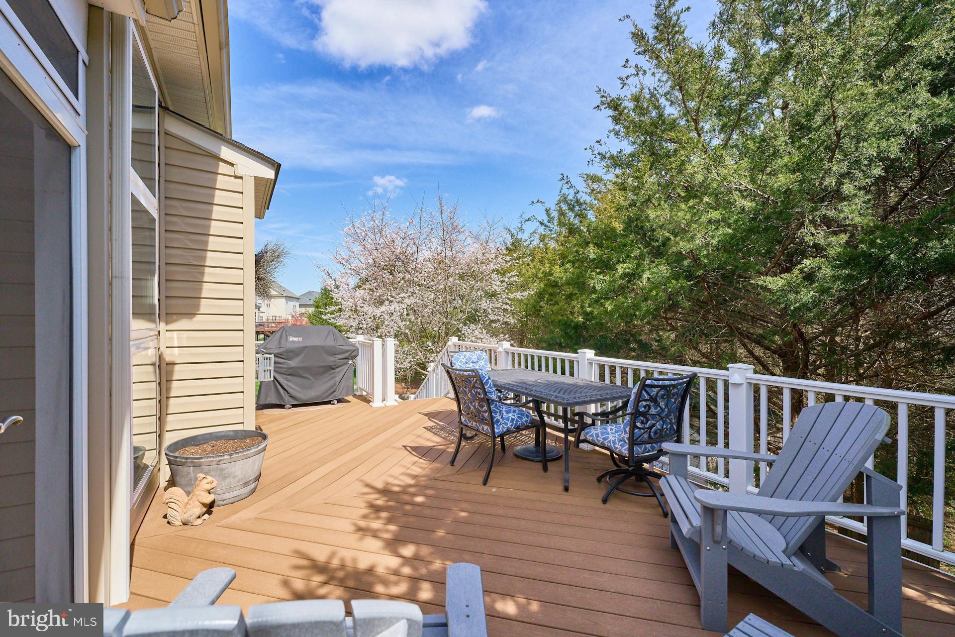 VICTORY LAKES - Residential