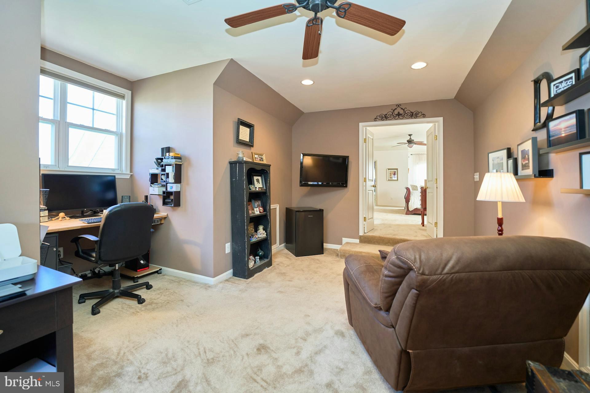 VICTORY LAKES - Residential