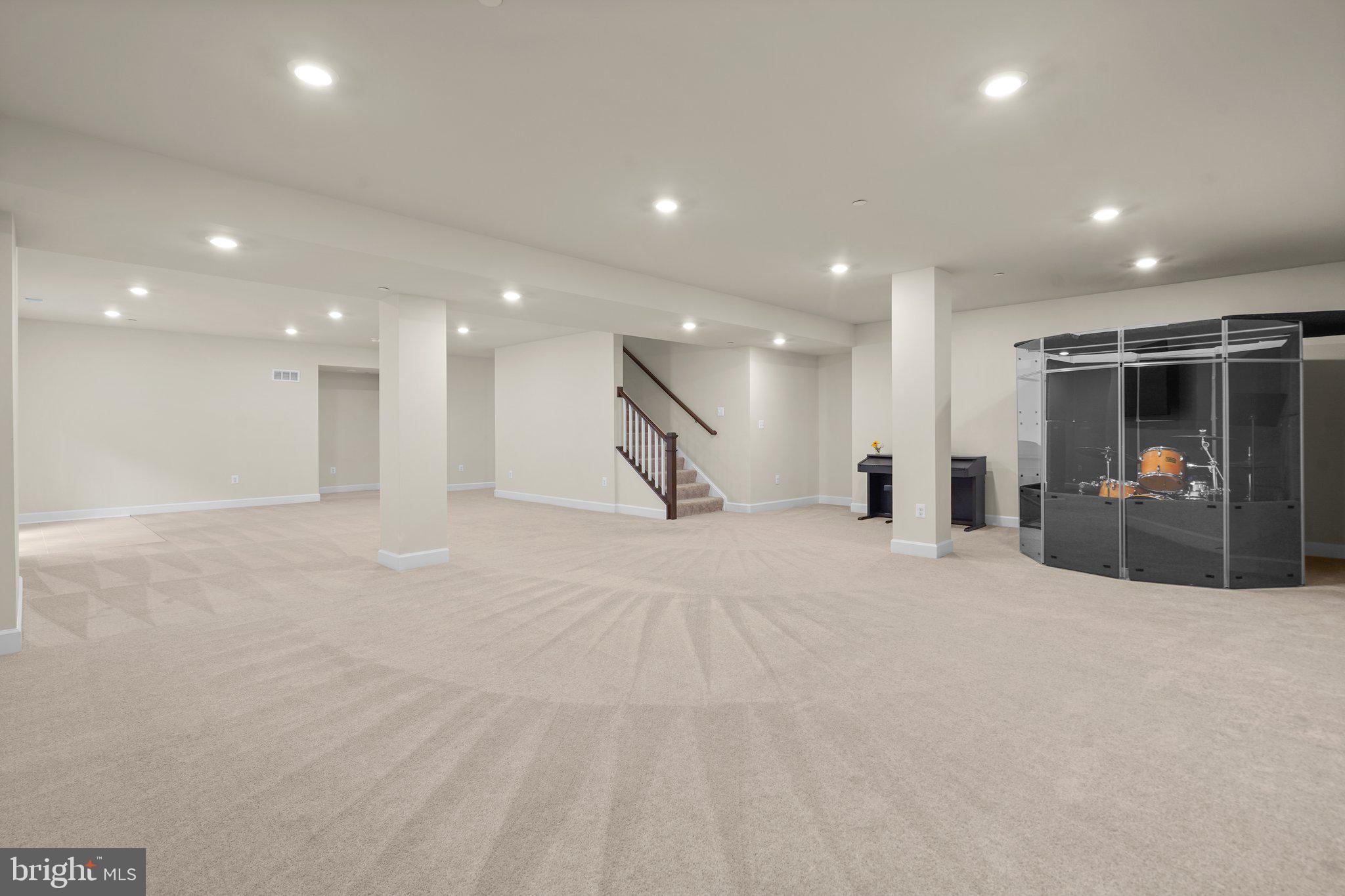 THE ESTATES AT MILL CREEK - Residential