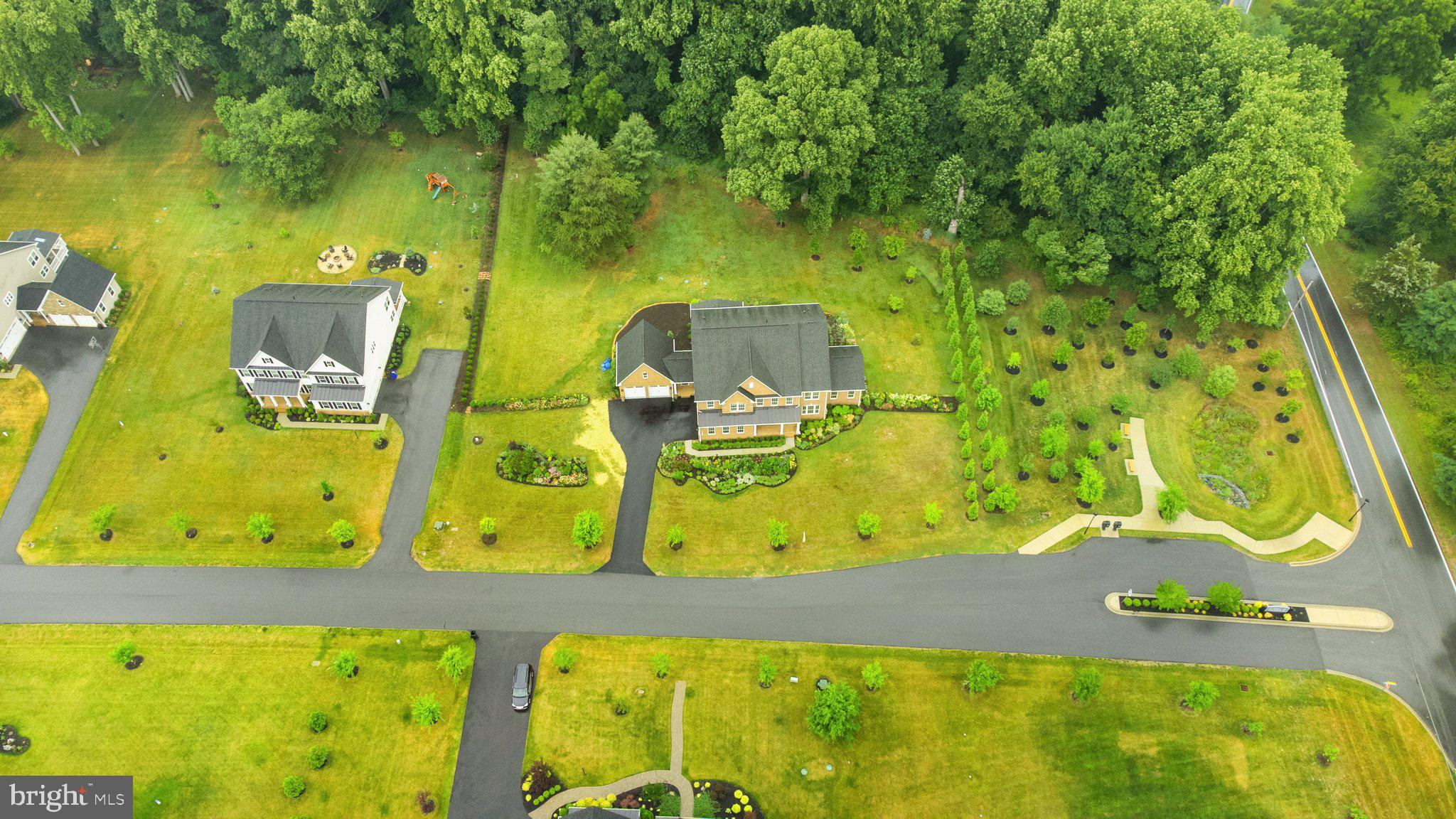 THE ESTATES AT MILL CREEK - Residential