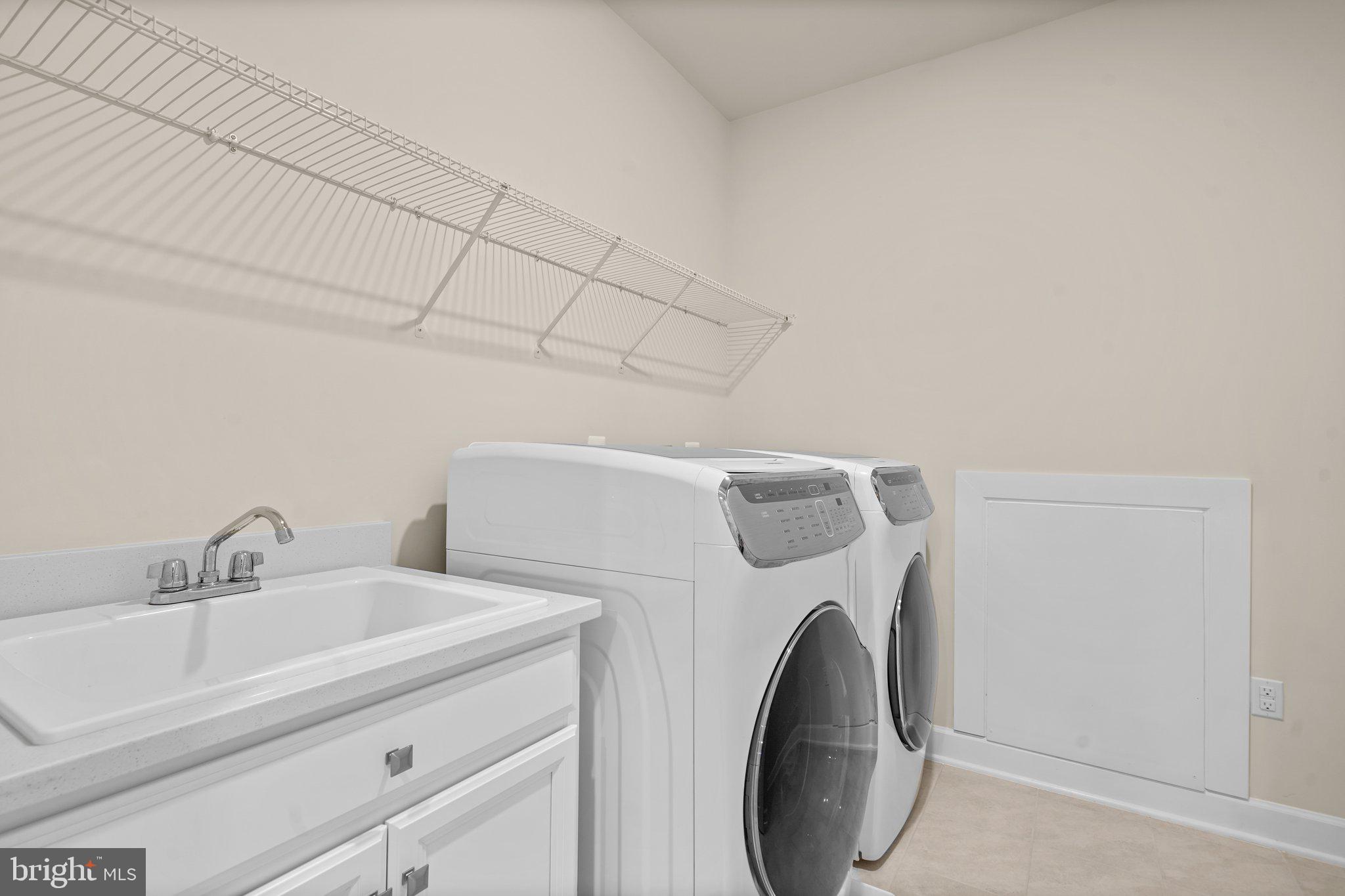 THE ESTATES AT MILL CREEK - Residential