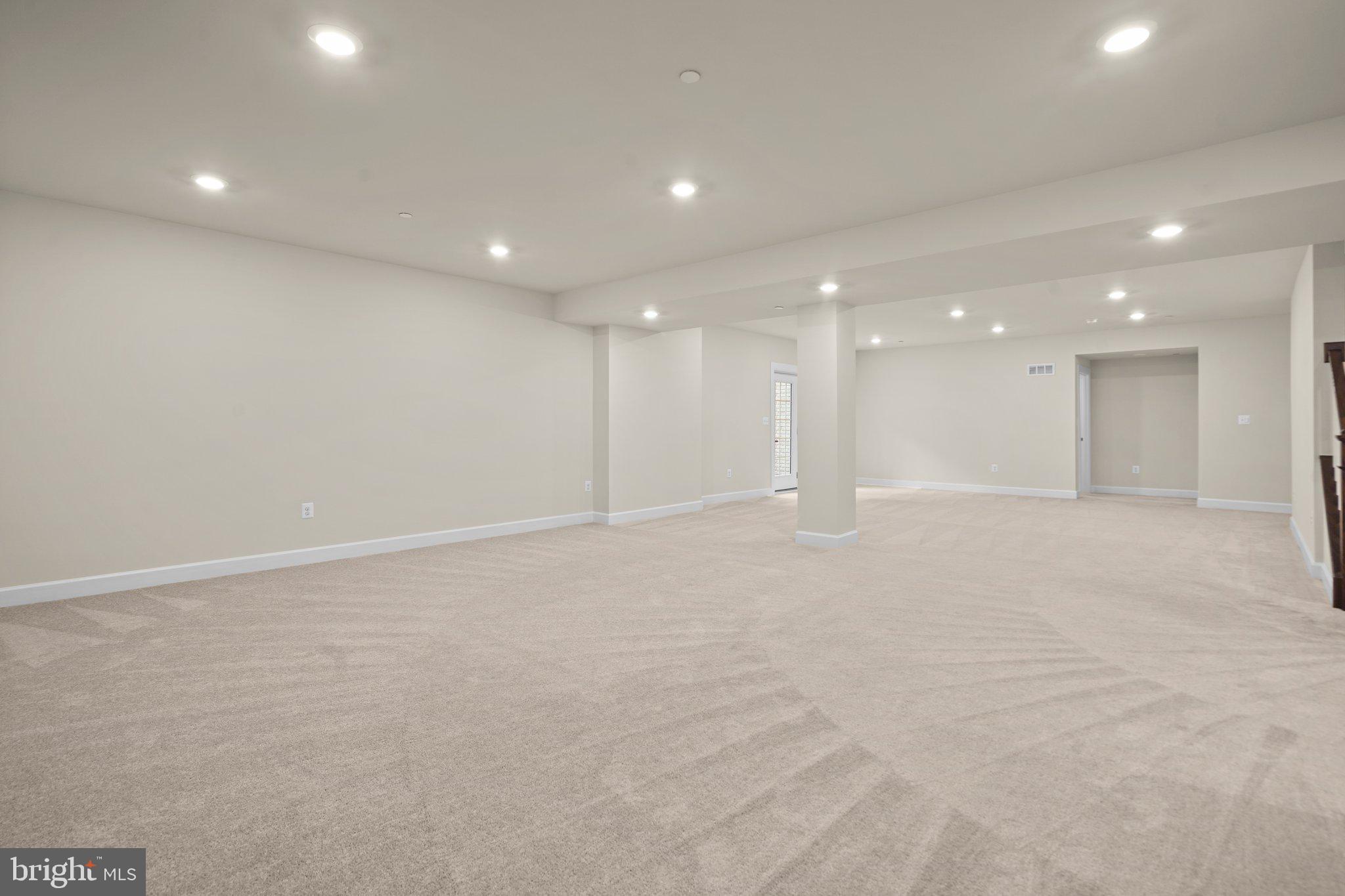 THE ESTATES AT MILL CREEK - Residential