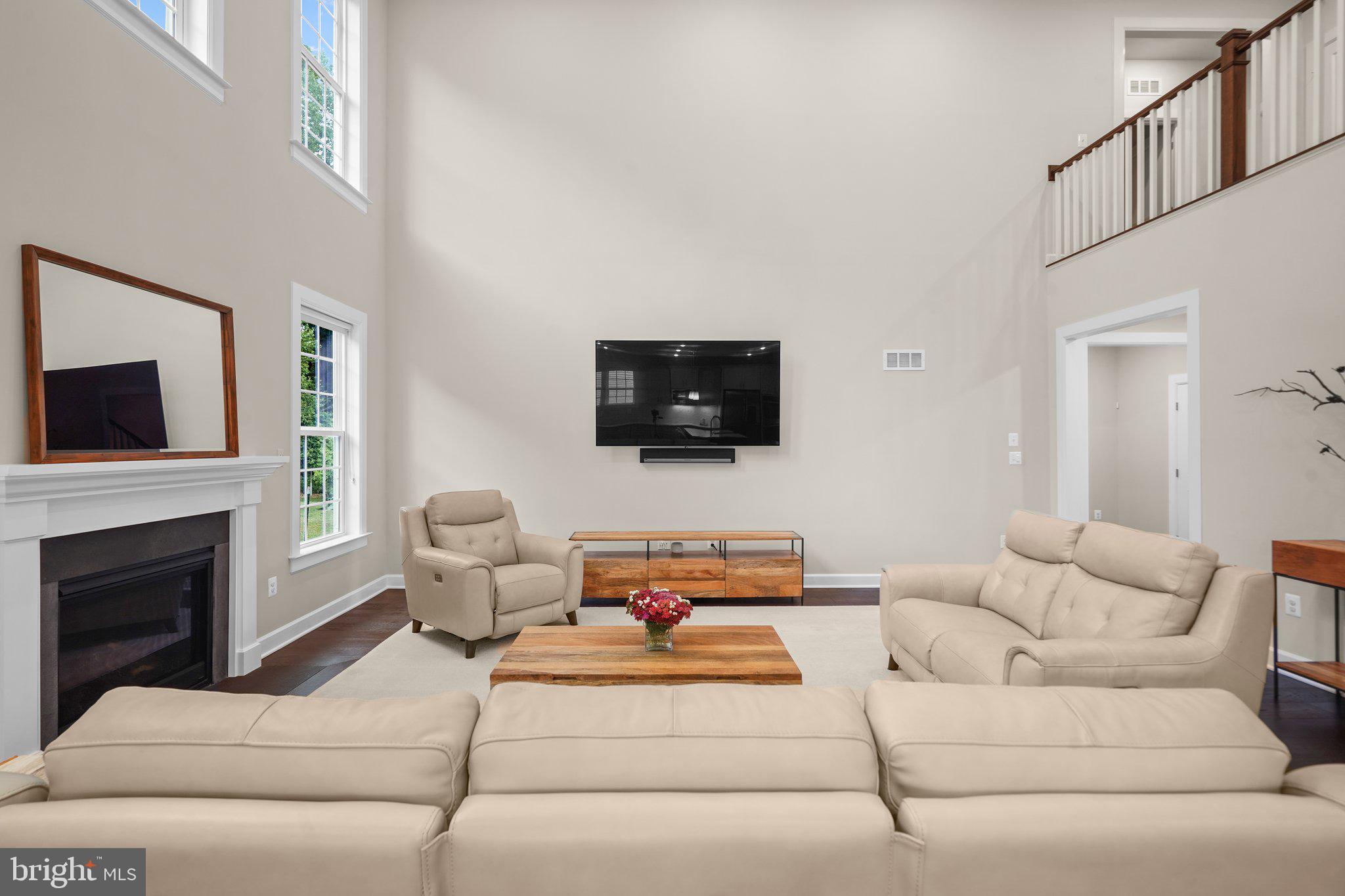 THE ESTATES AT MILL CREEK - Residential