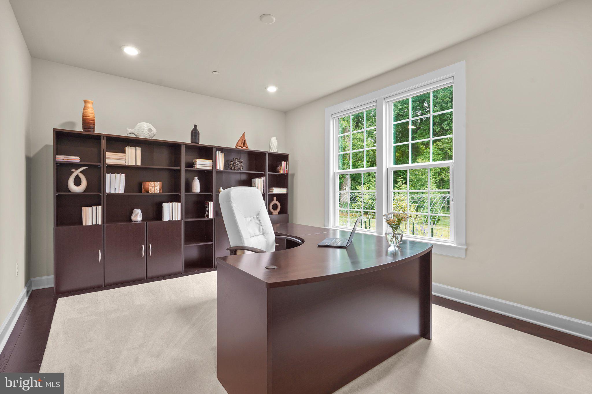 THE ESTATES AT MILL CREEK - Residential