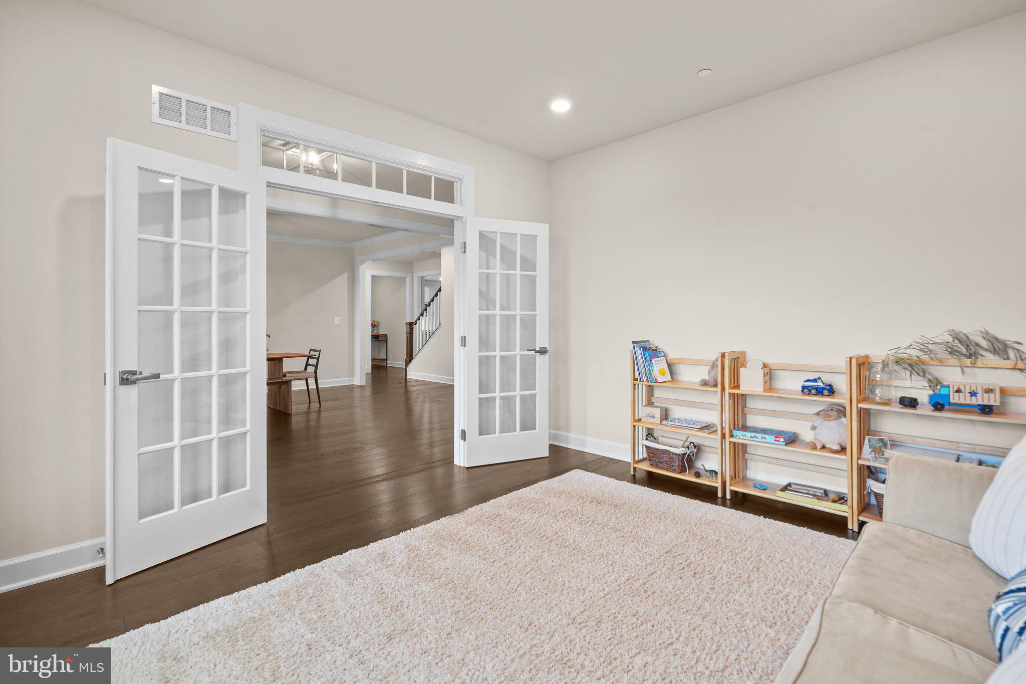 THE ESTATES AT MILL CREEK - Residential