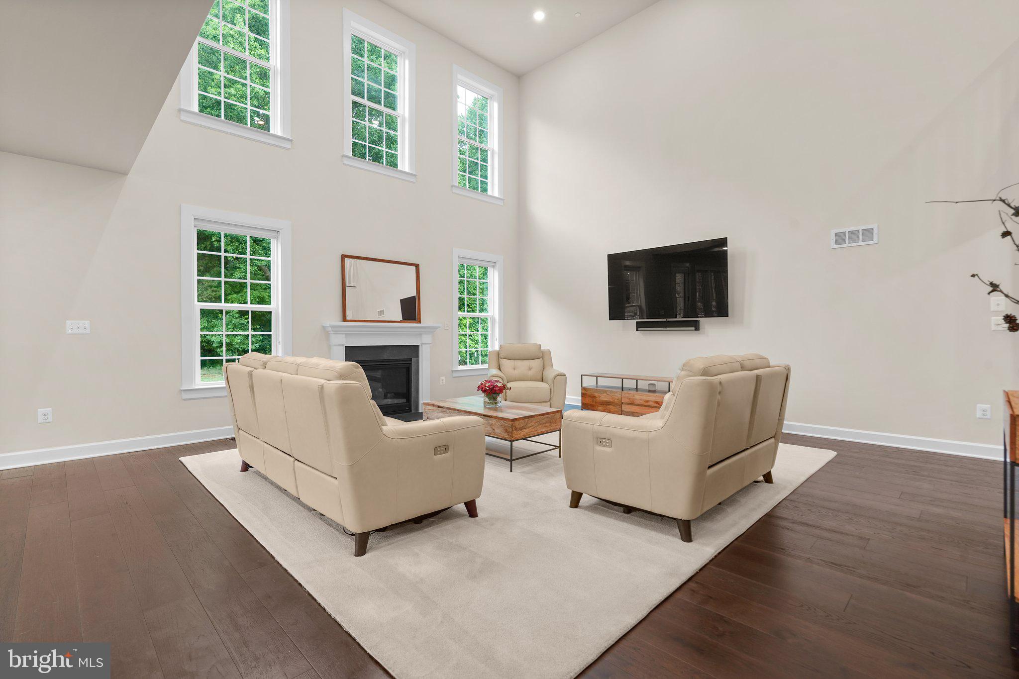 THE ESTATES AT MILL CREEK - Residential