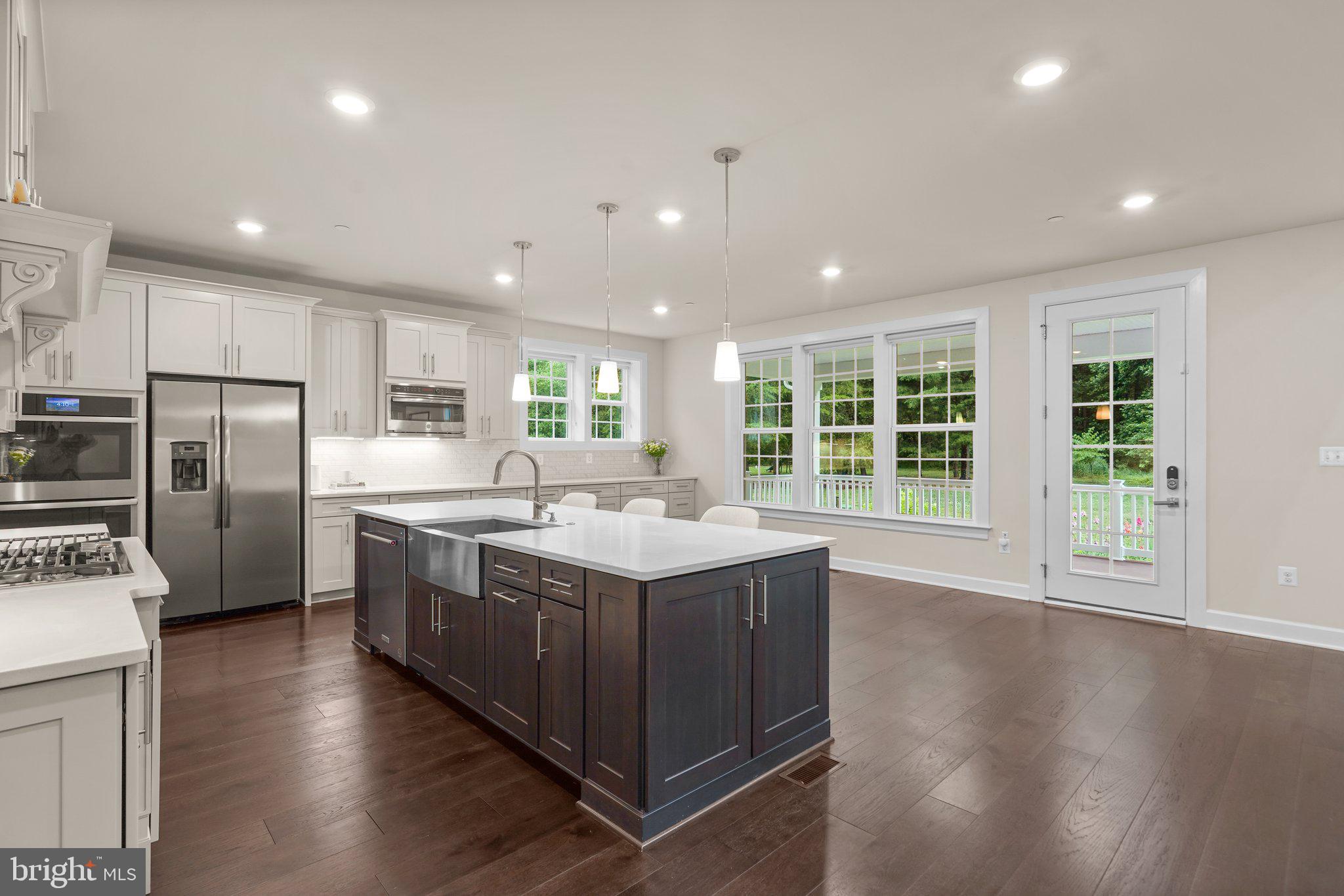 THE ESTATES AT MILL CREEK - Residential