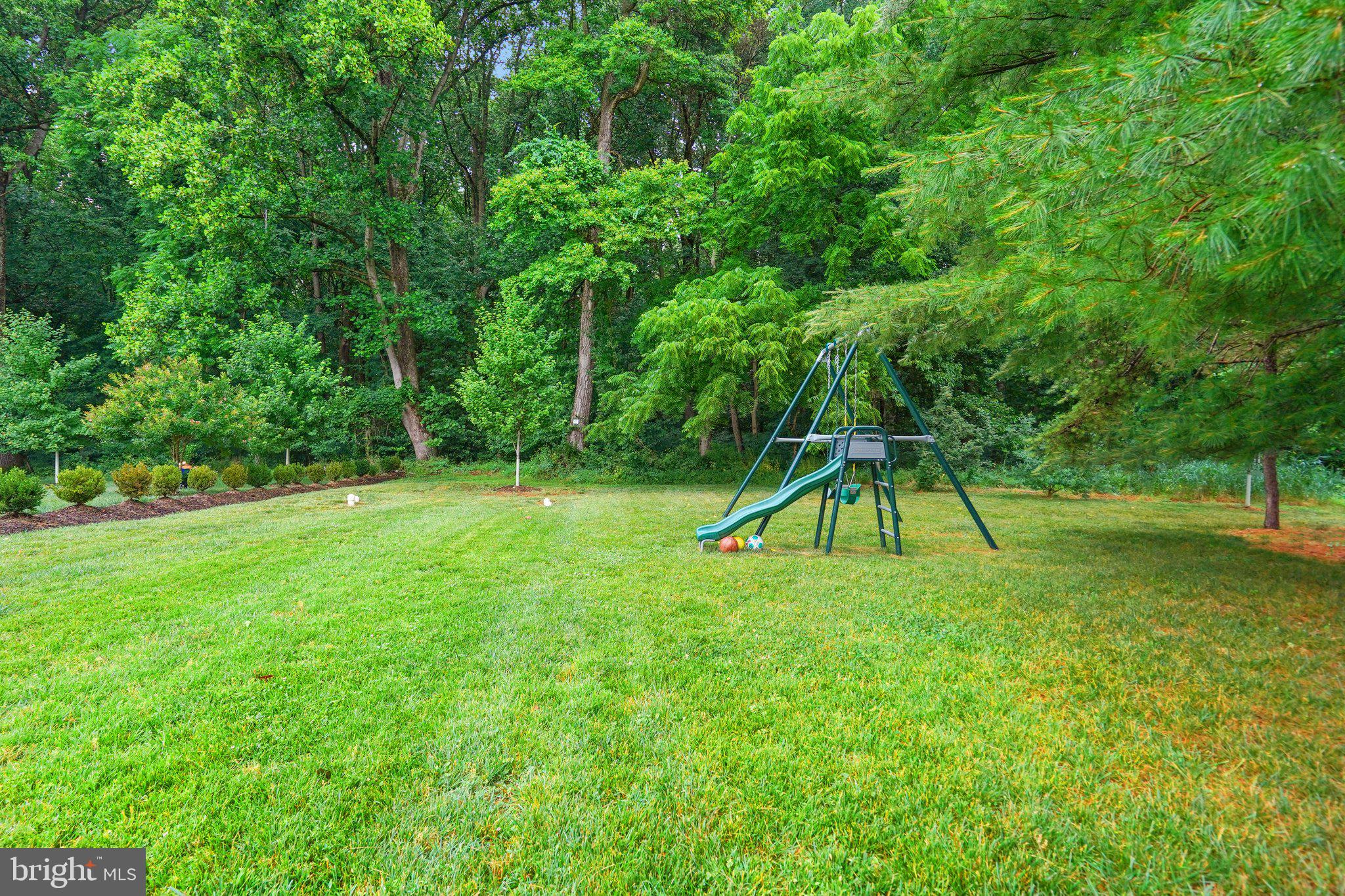 THE ESTATES AT MILL CREEK - Residential