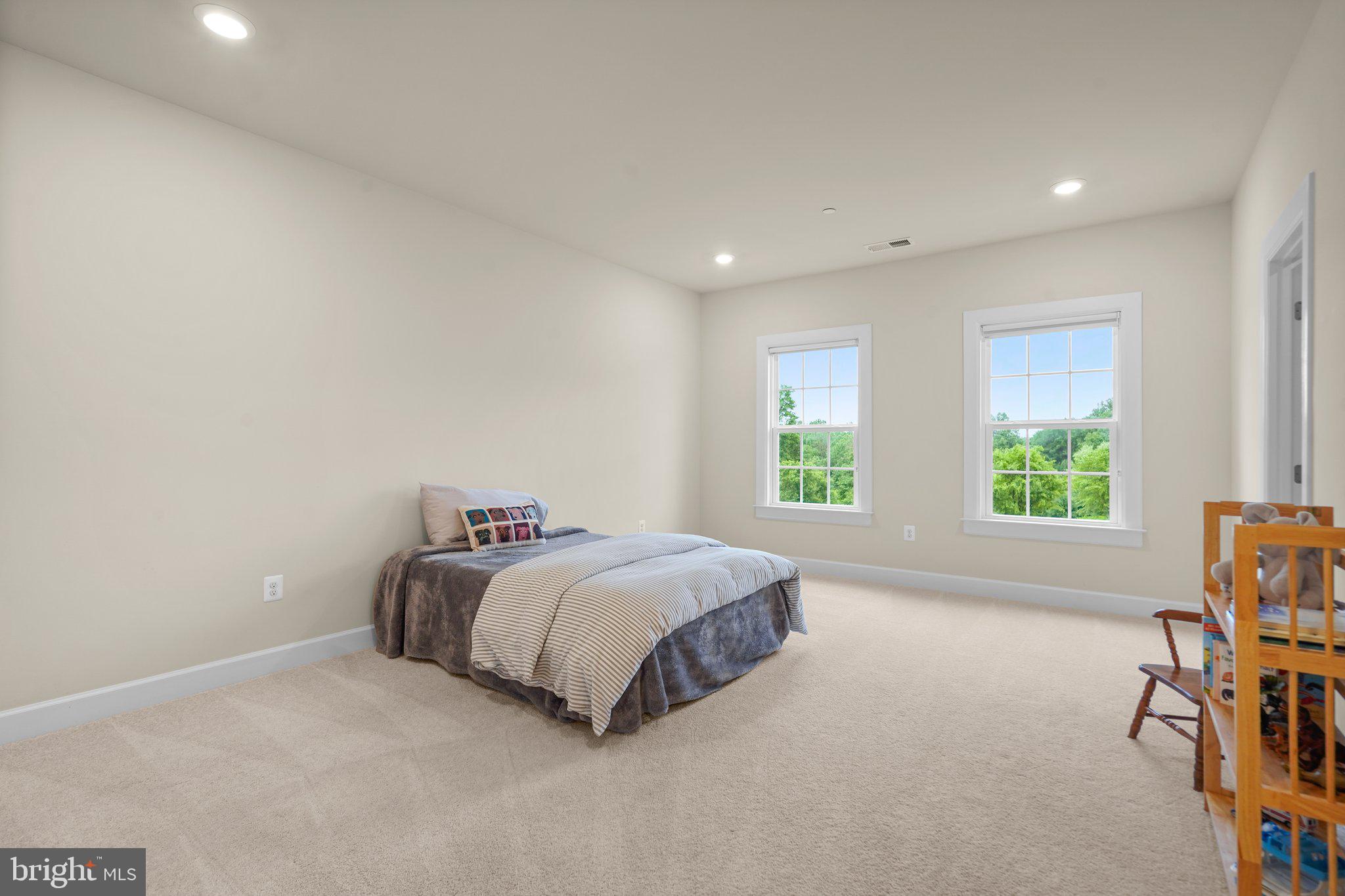 THE ESTATES AT MILL CREEK - Residential