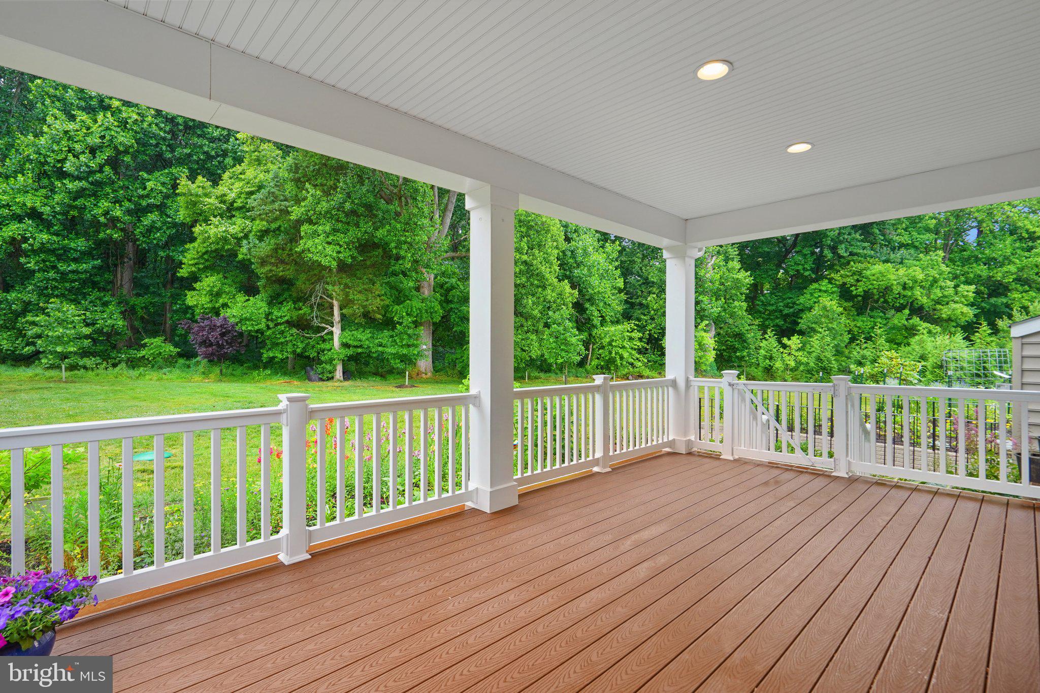 THE ESTATES AT MILL CREEK - Residential