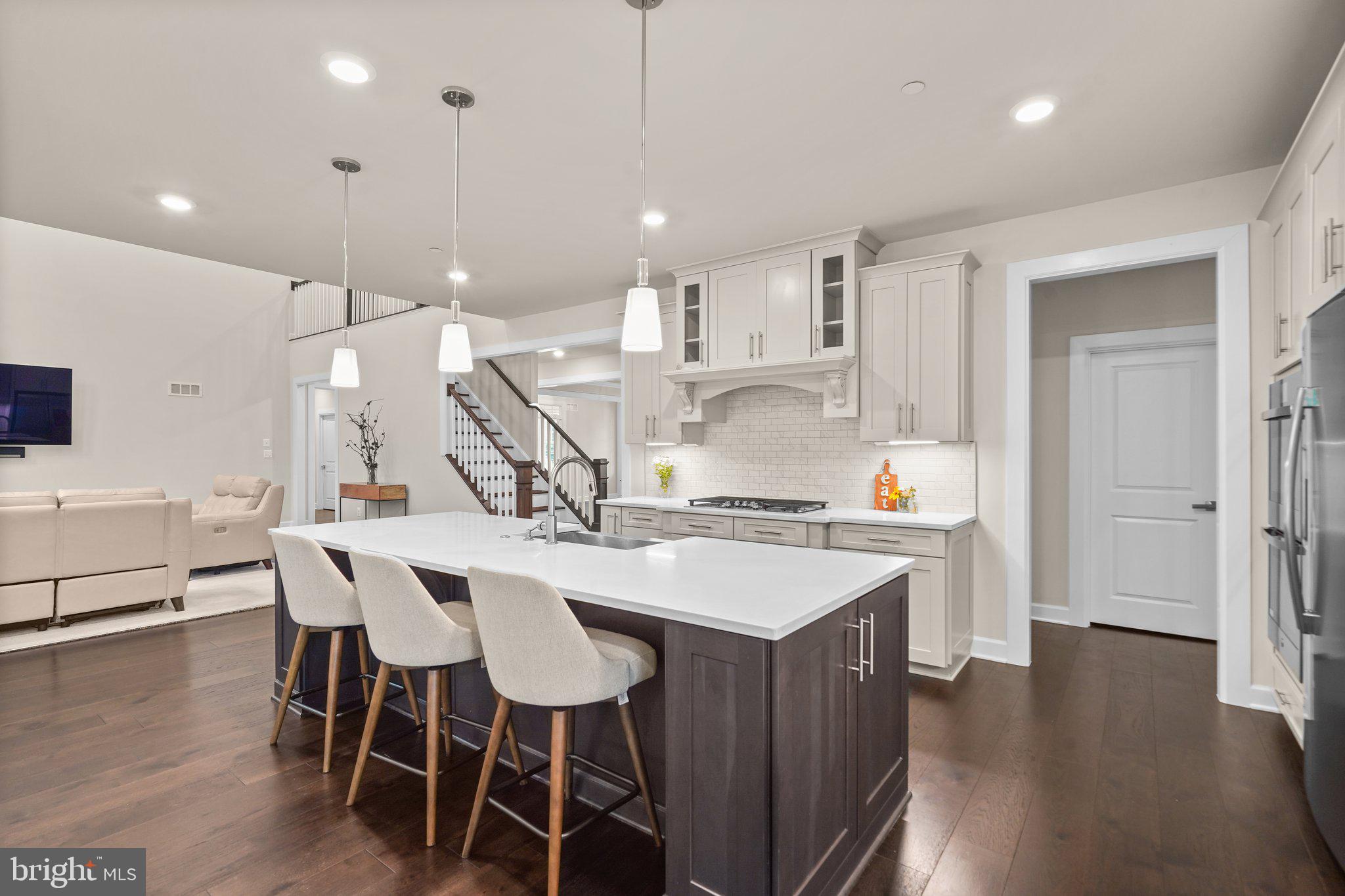 THE ESTATES AT MILL CREEK - Residential