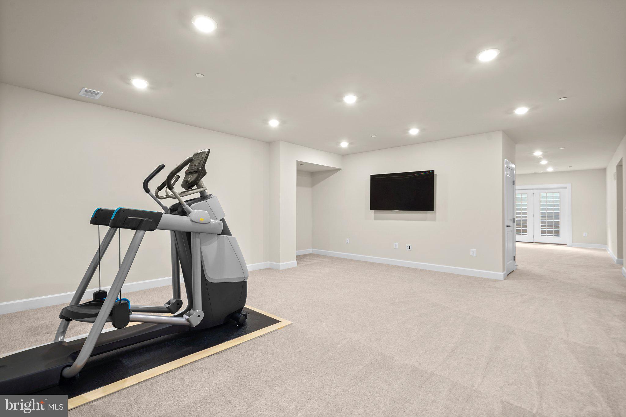 THE ESTATES AT MILL CREEK - Residential