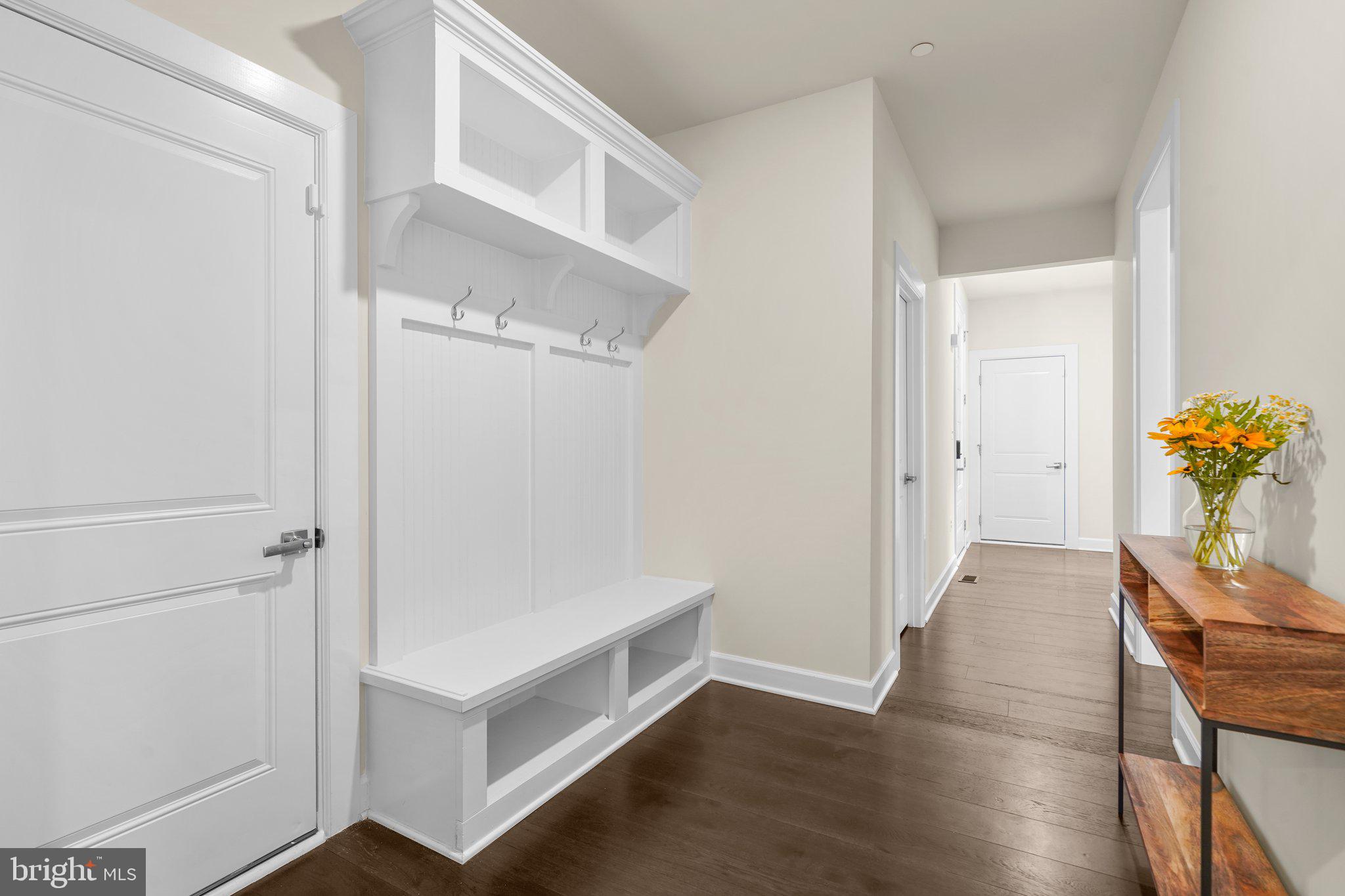 THE ESTATES AT MILL CREEK - Residential