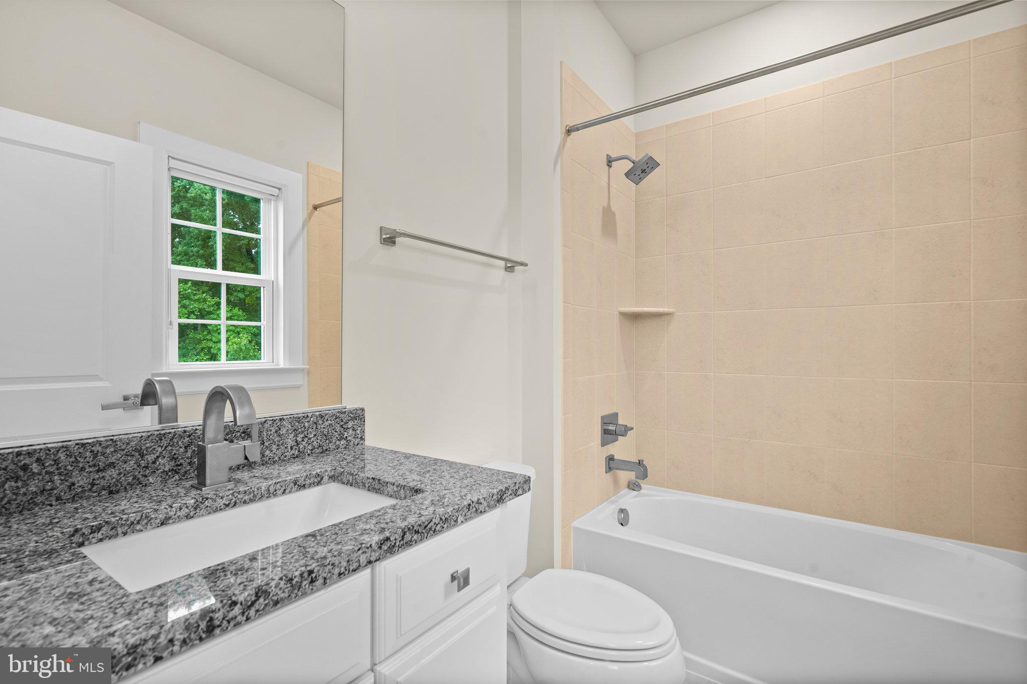 THE ESTATES AT MILL CREEK - Residential