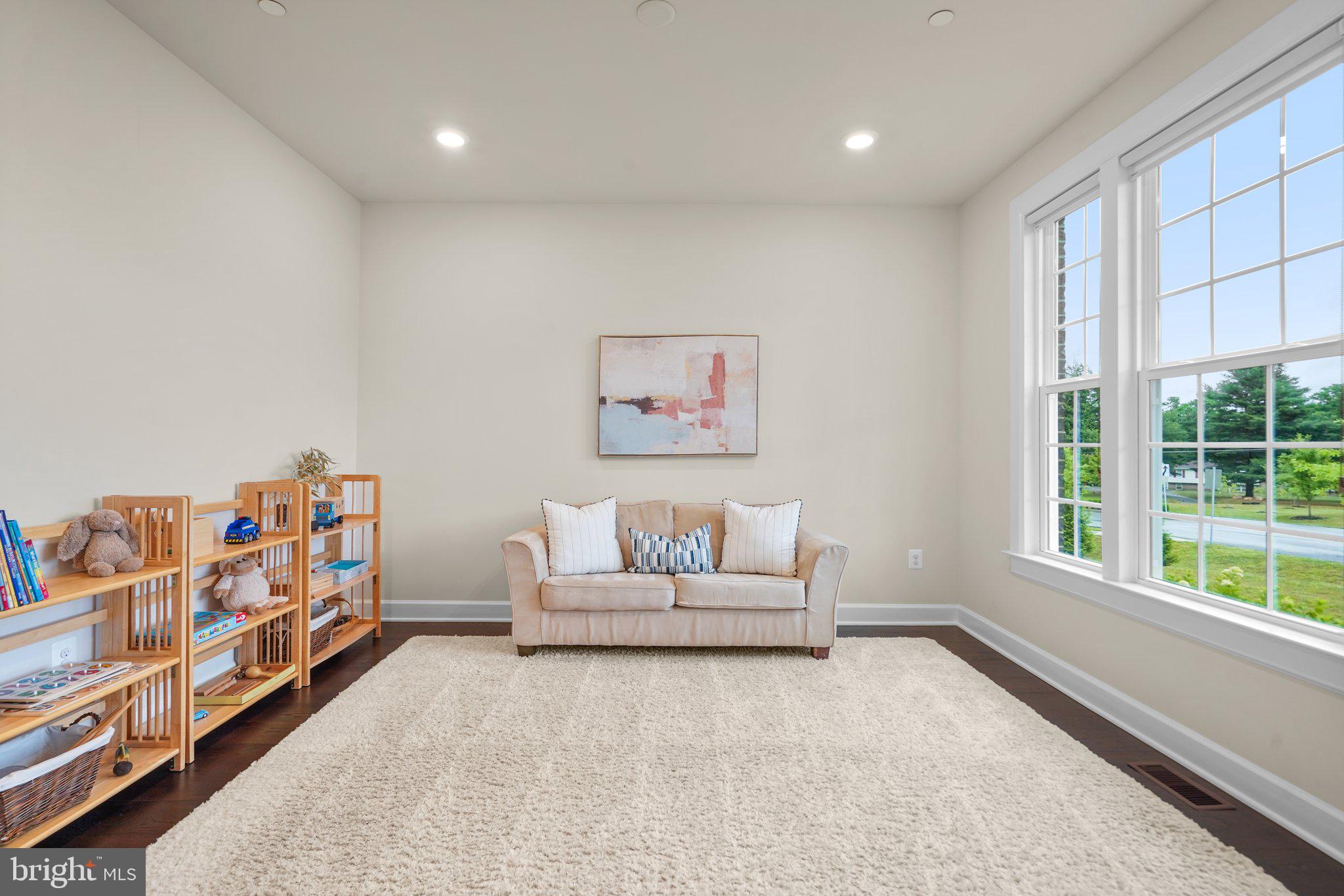 THE ESTATES AT MILL CREEK - Residential