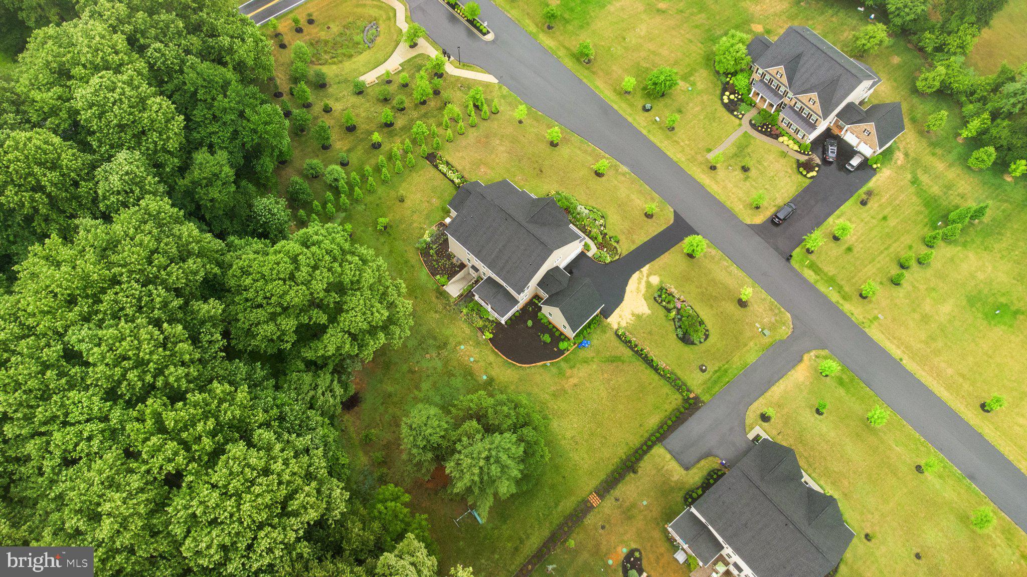 THE ESTATES AT MILL CREEK - Residential