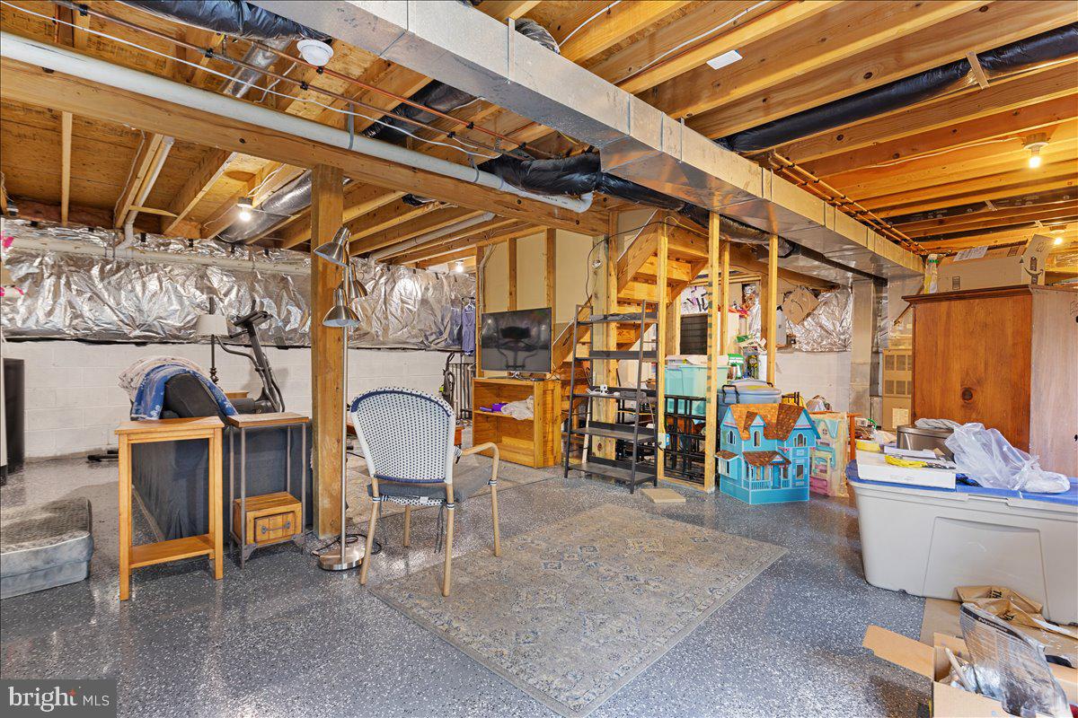 PIONEER HEIGHTS - Residential