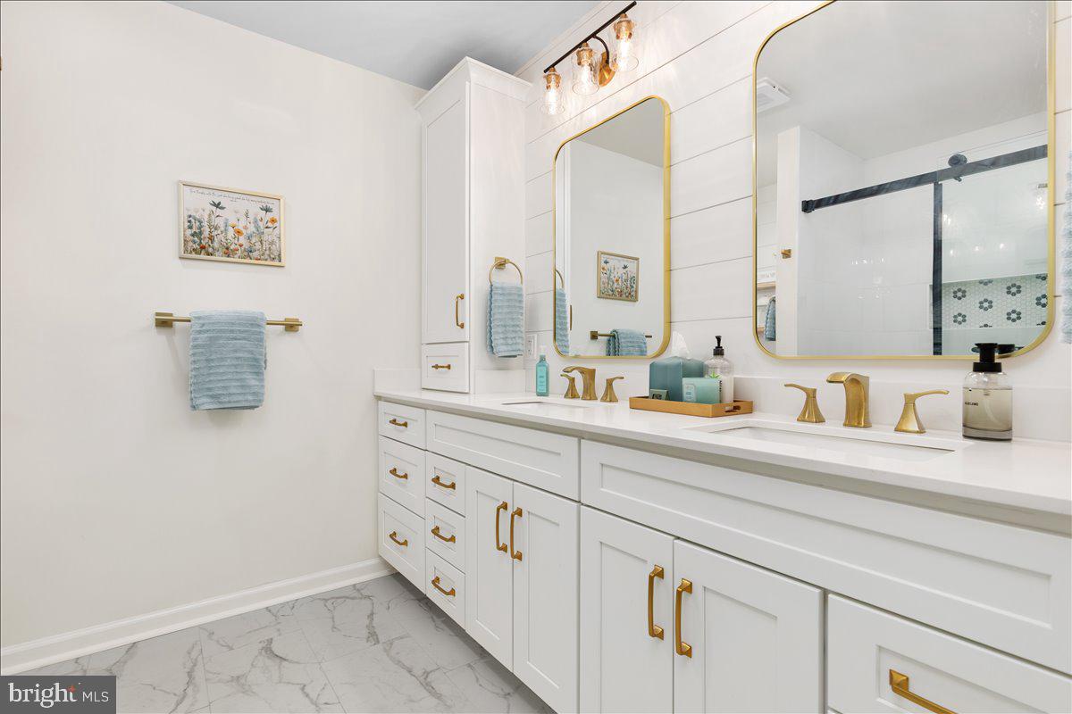 PIONEER HEIGHTS - Residential