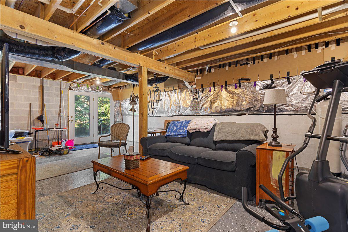 PIONEER HEIGHTS - Residential