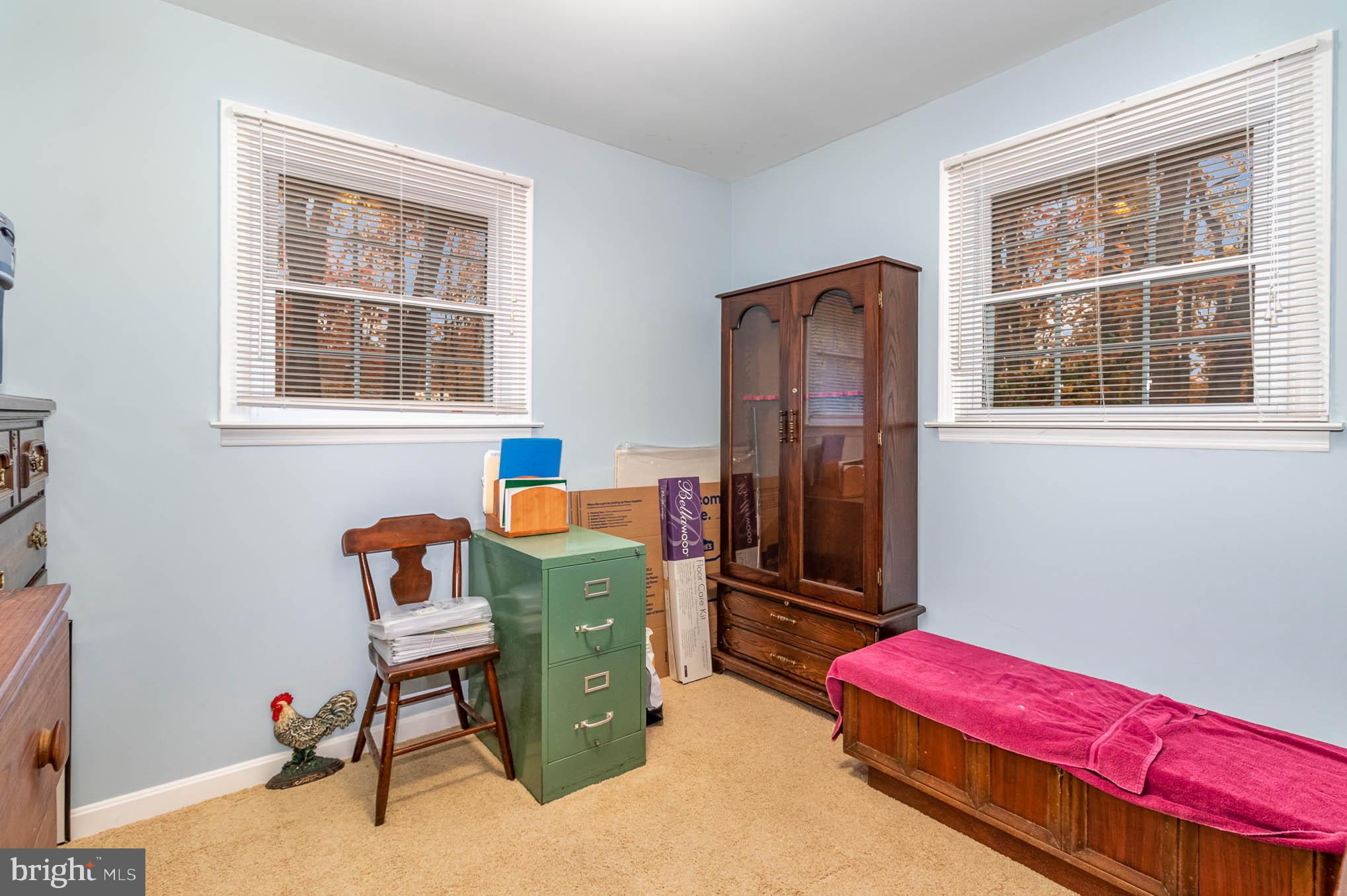 WHITE ROCK ACRES - Residential