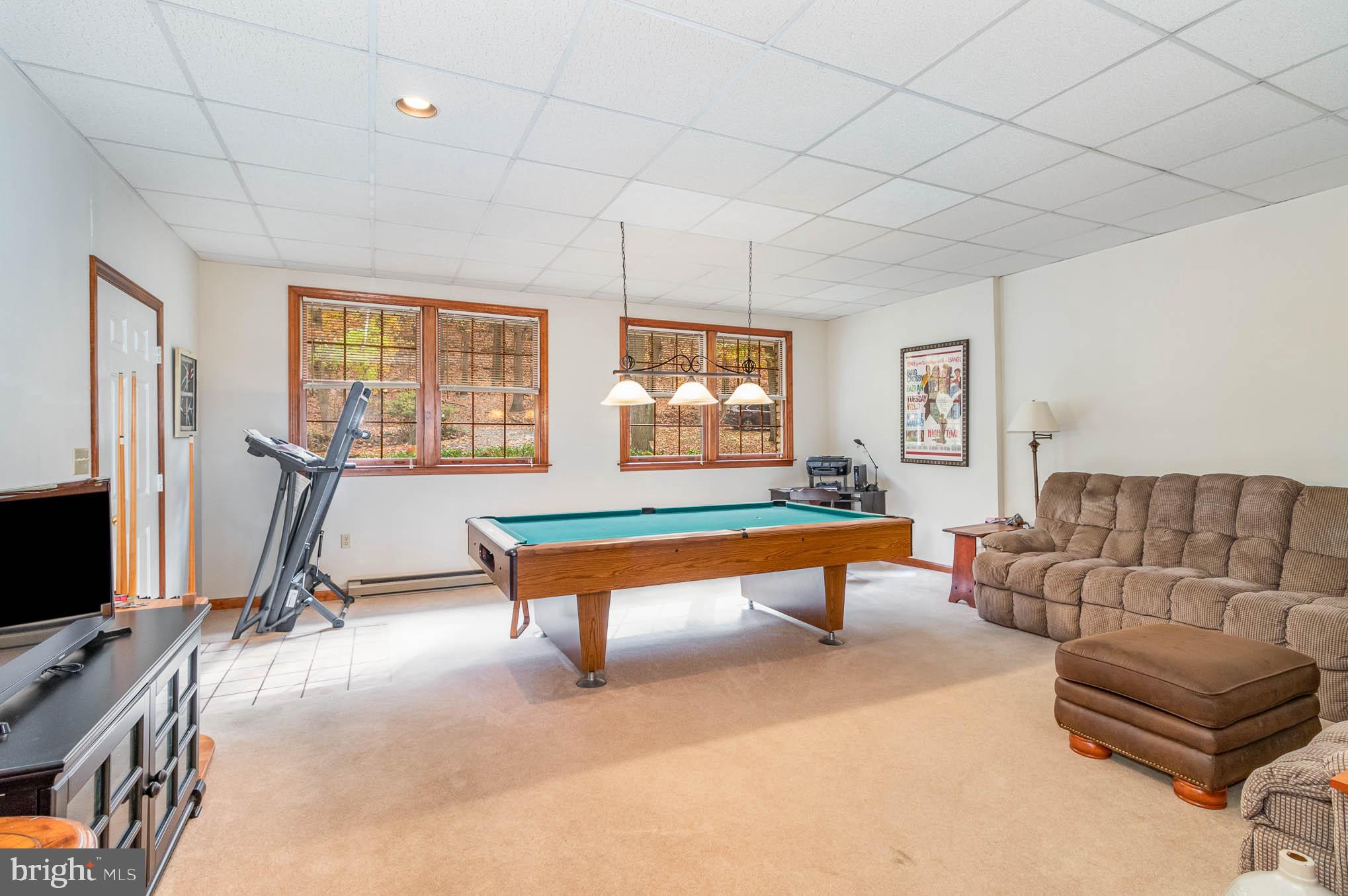 WHITE ROCK ACRES - Residential