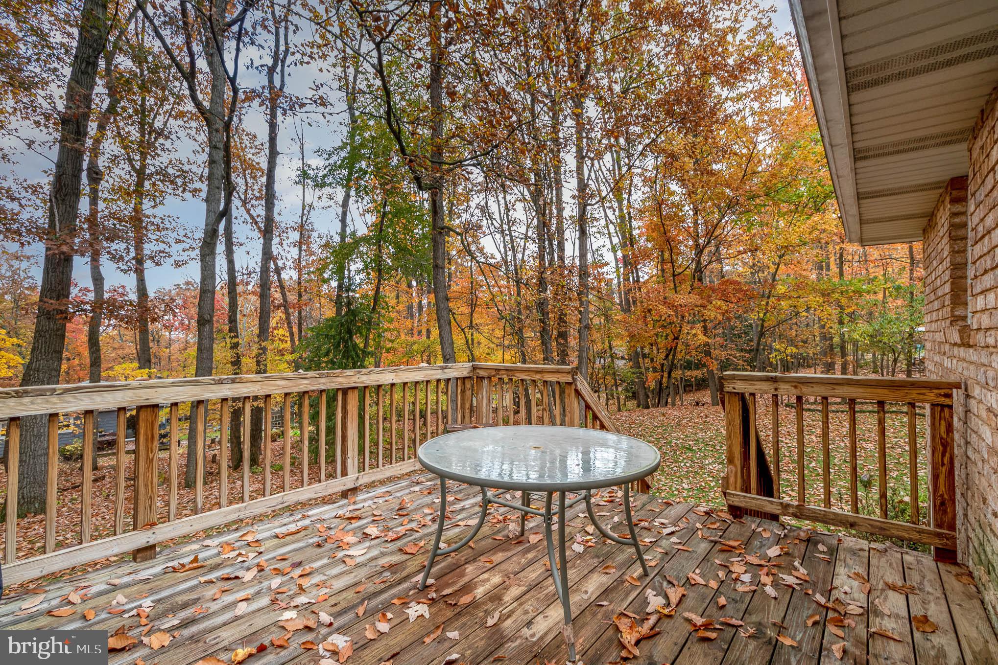 WHITE ROCK ACRES - Residential