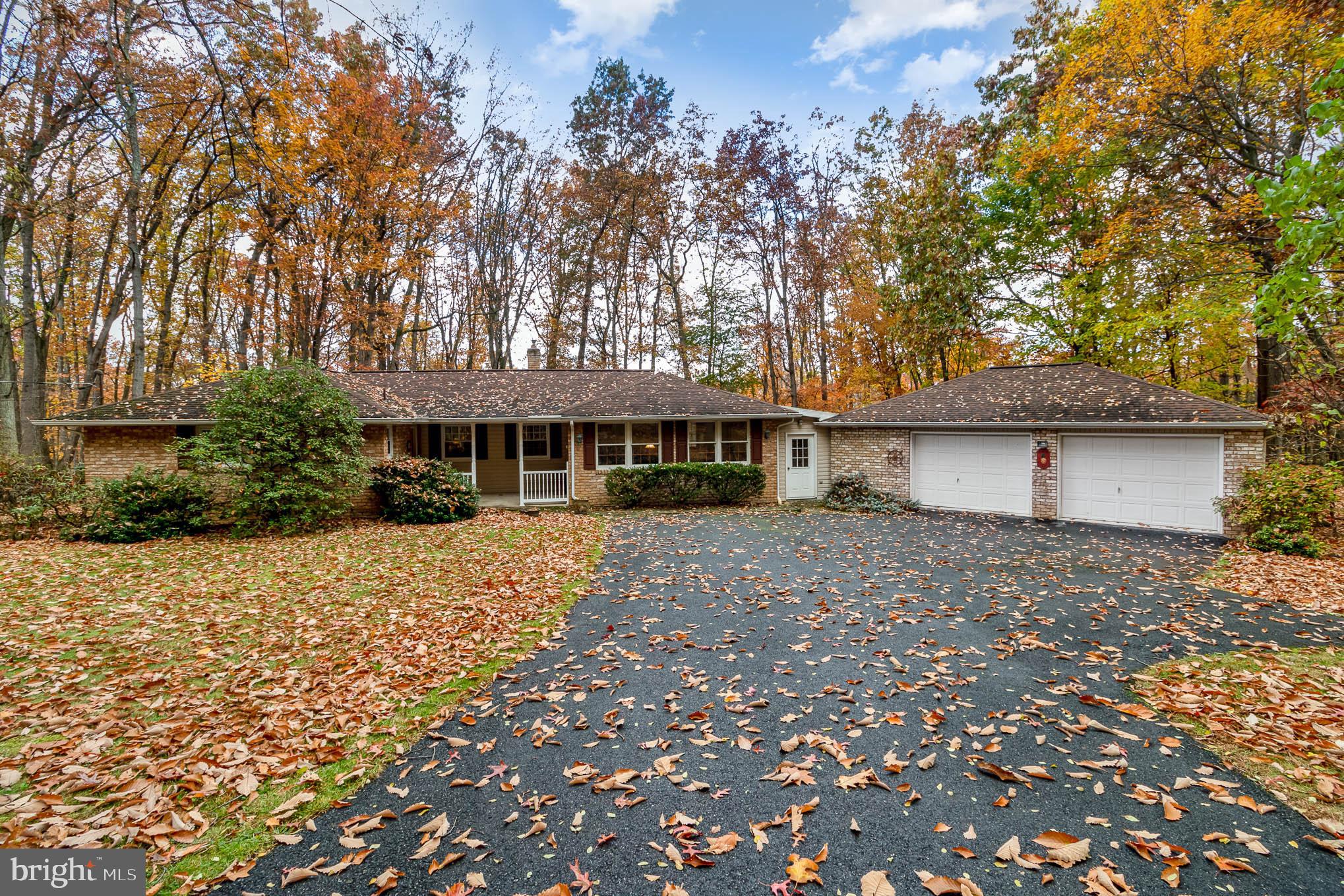 WHITE ROCK ACRES - Residential