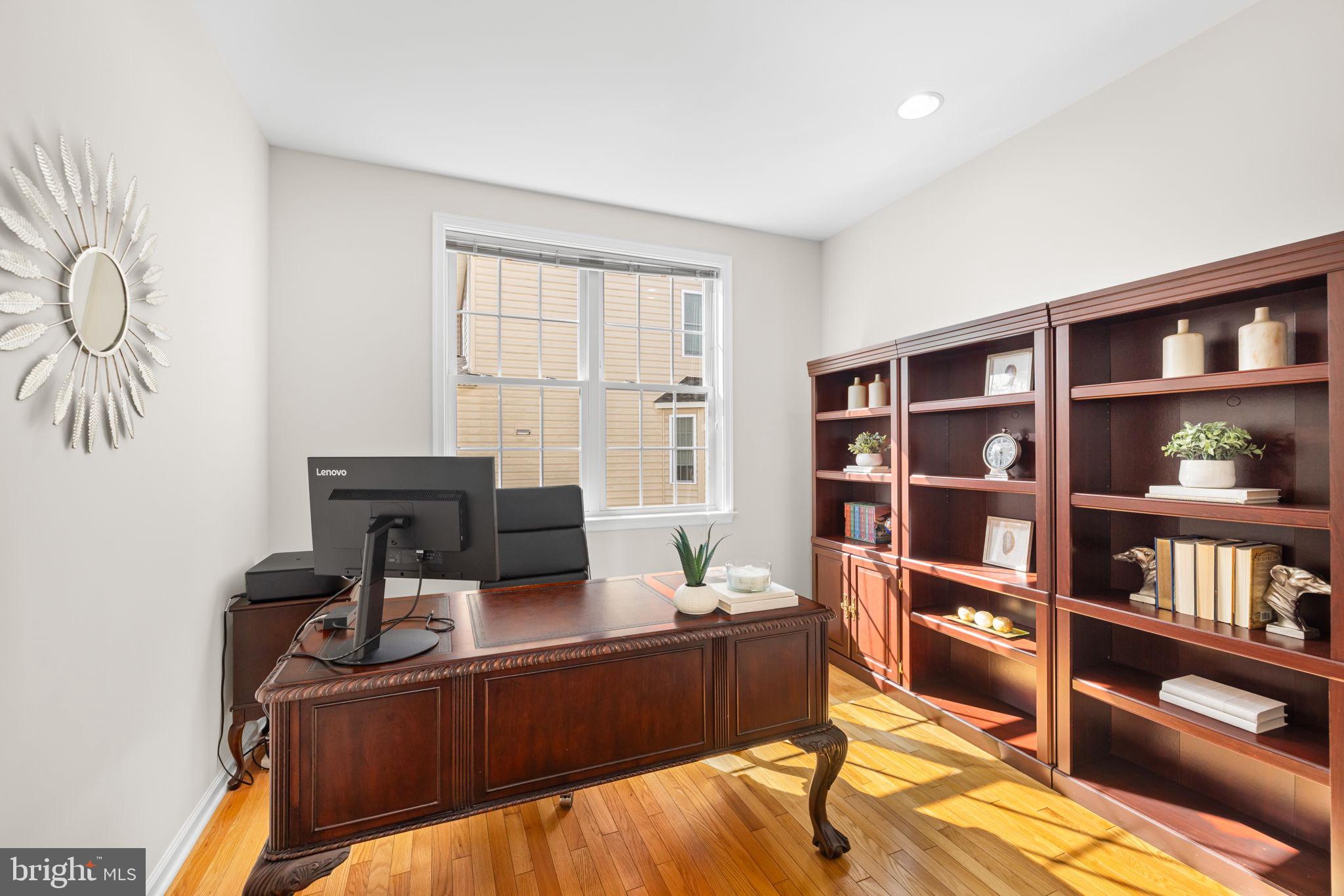 LOUDOUN VALLEY ESTATES 2 - Residential