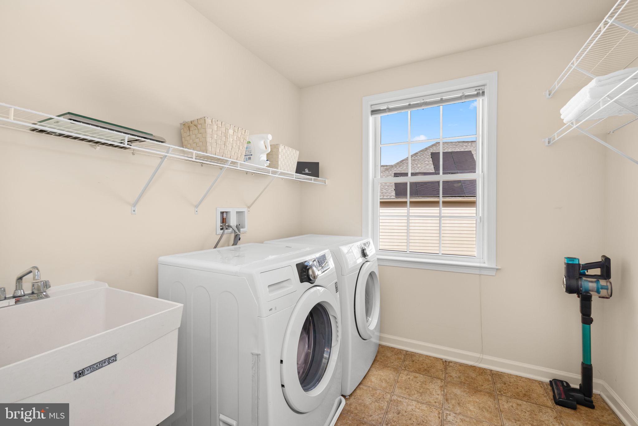 LOUDOUN VALLEY ESTATES 2 - Residential