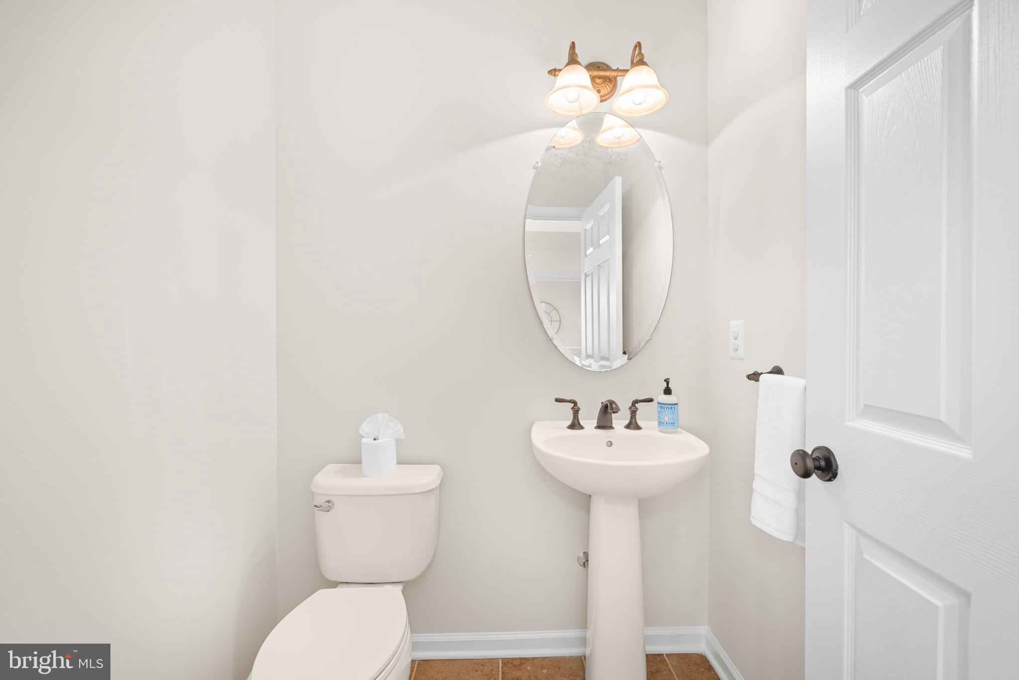 LOUDOUN VALLEY ESTATES 2 - Residential