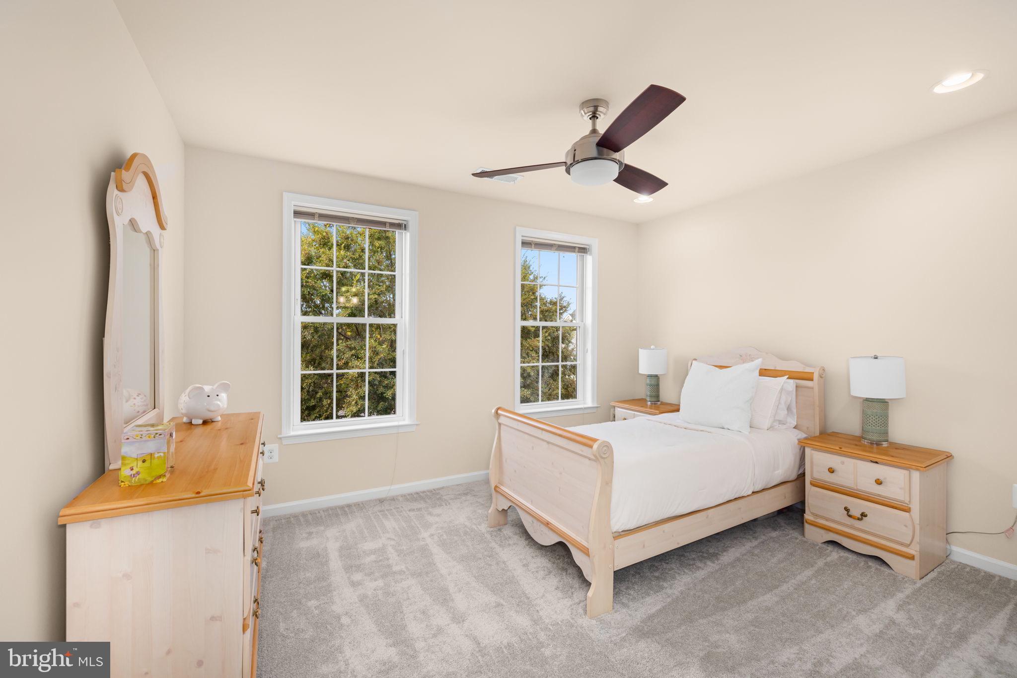 LOUDOUN VALLEY ESTATES 2 - Residential