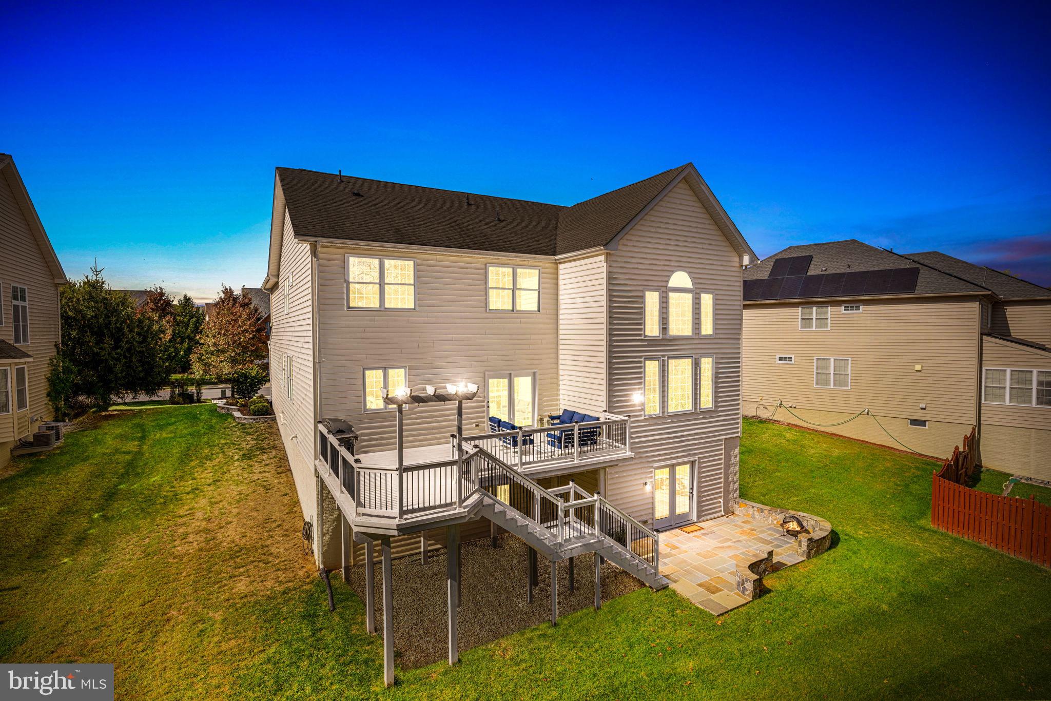 LOUDOUN VALLEY ESTATES 2 - Residential