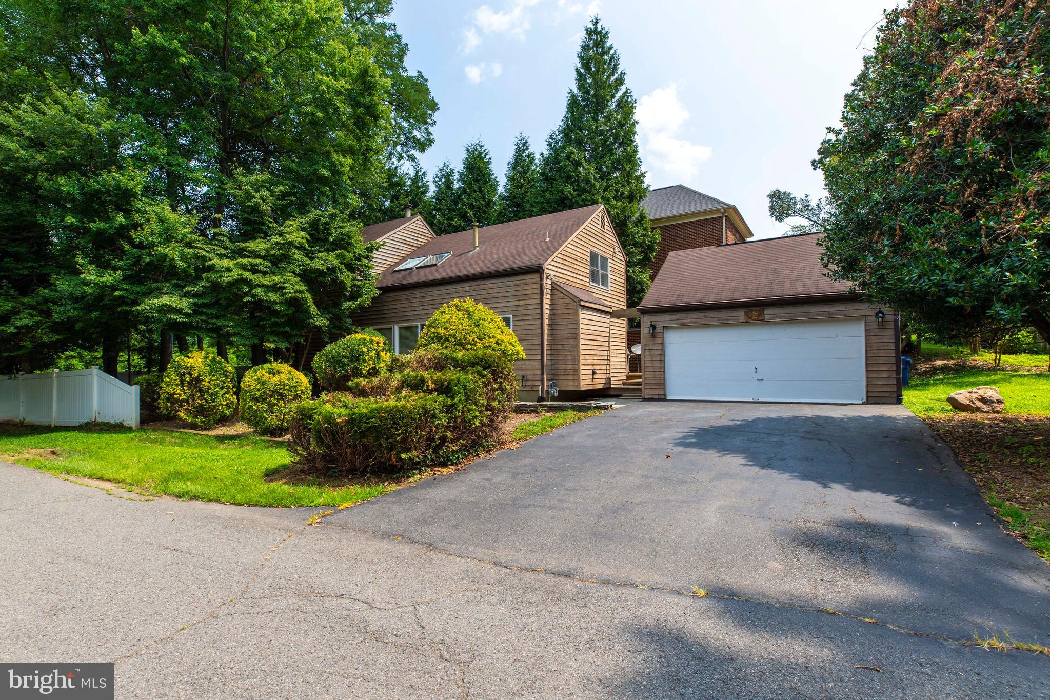 HUNTING RIDGE - Residential Lease