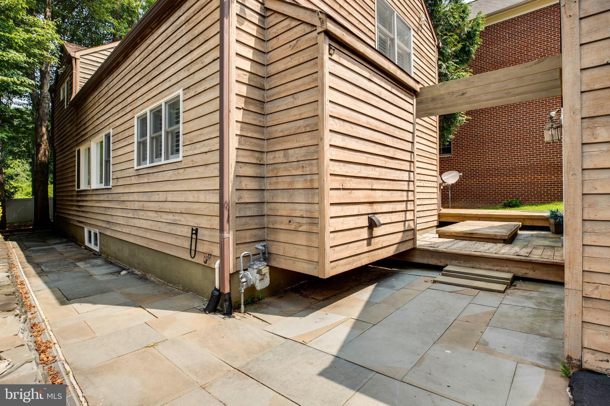 HUNTING RIDGE - Residential Lease