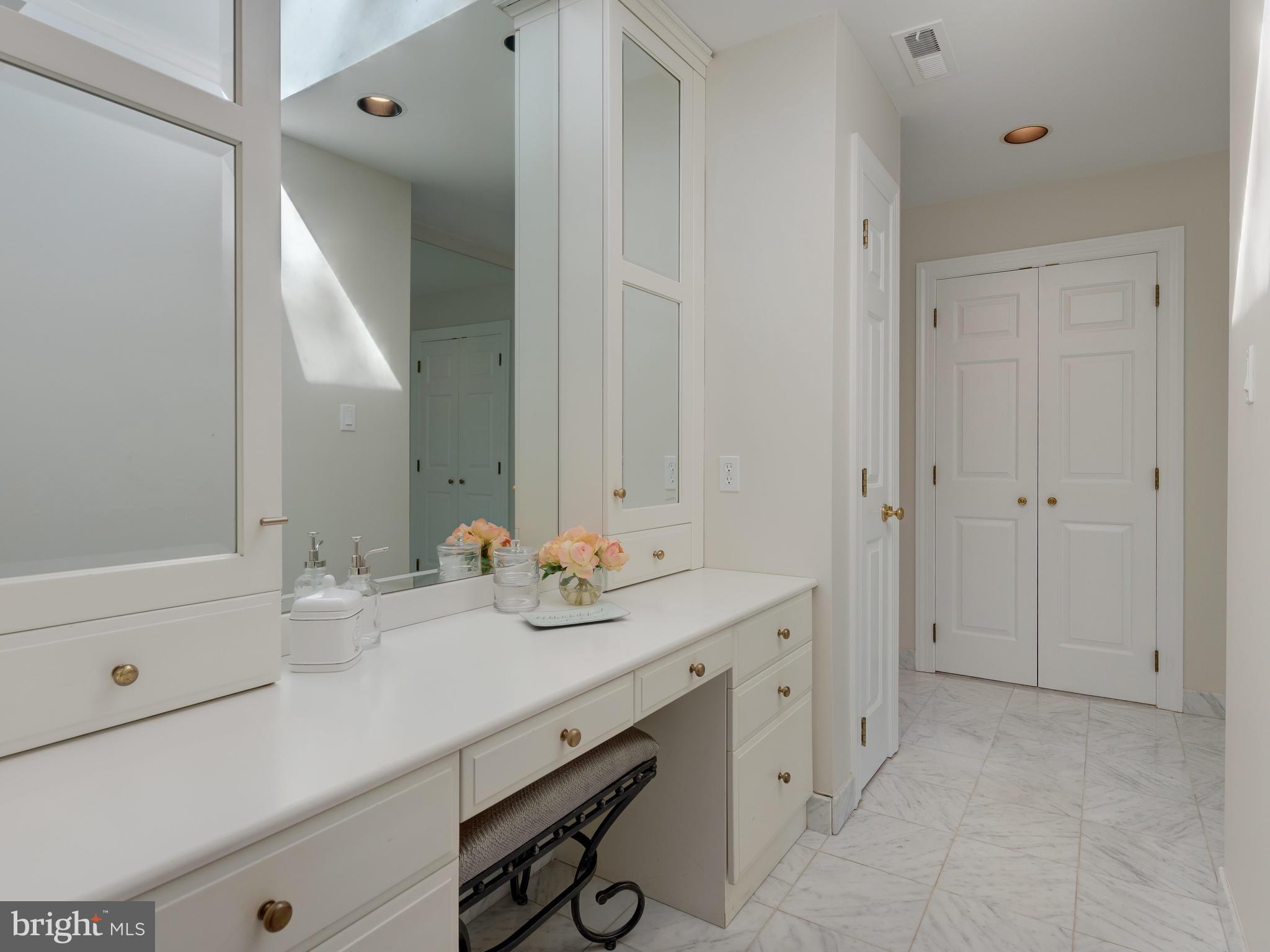 LEOPARD FARMS - Residential