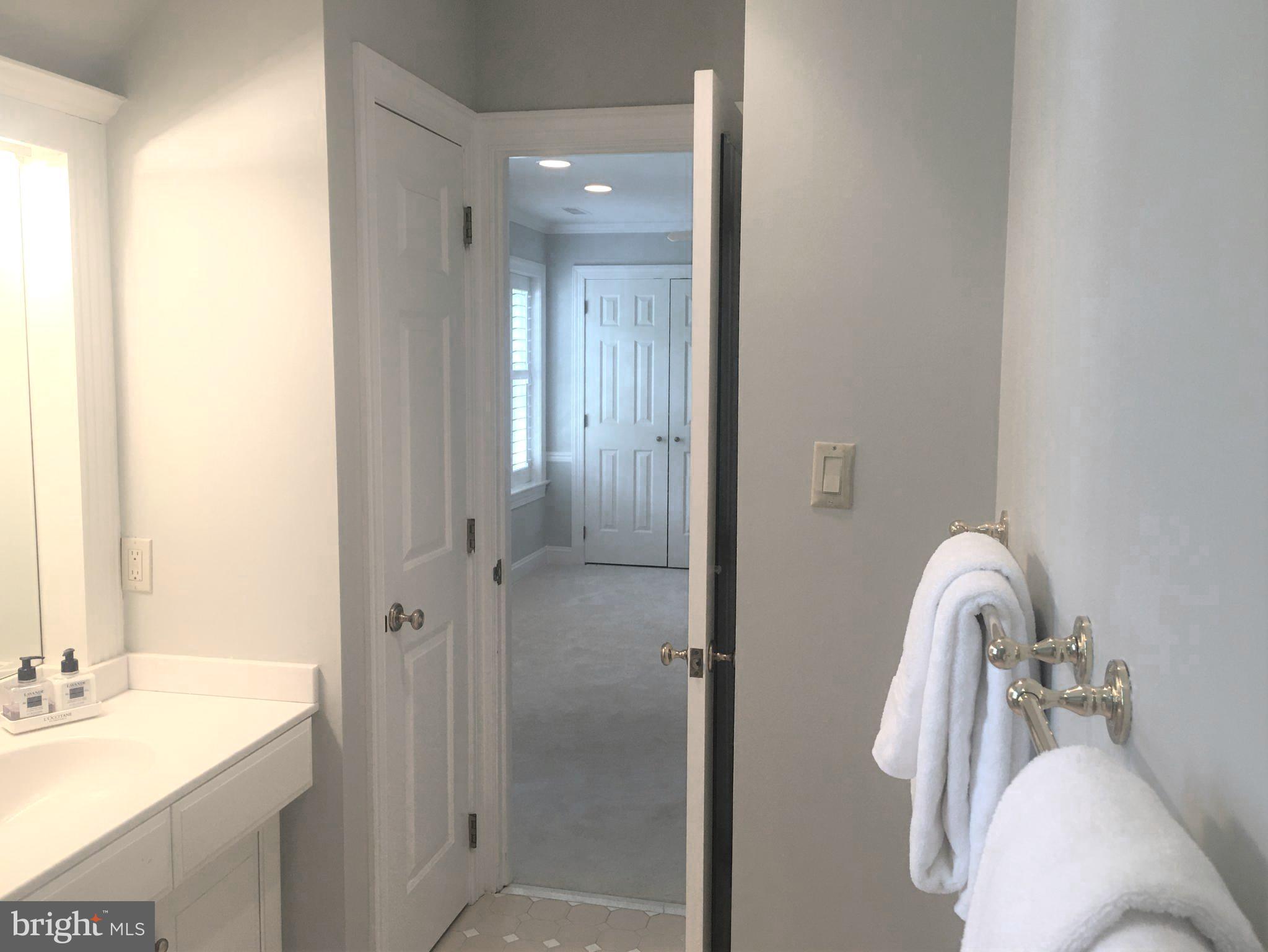 LEOPARD FARMS - Residential