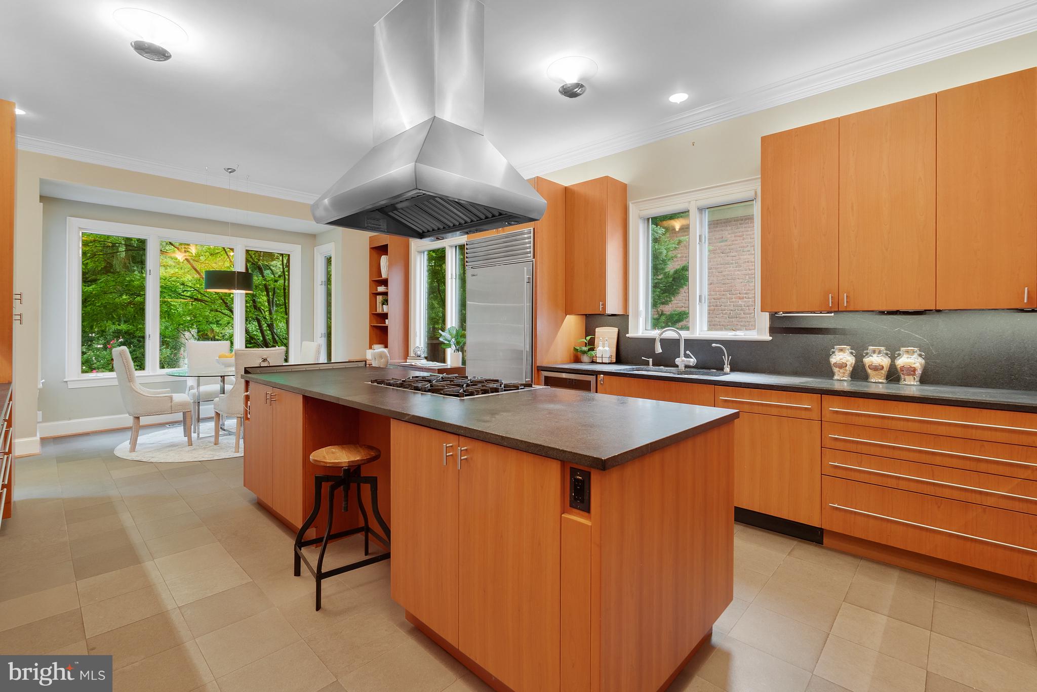 BERKLEY - Residential