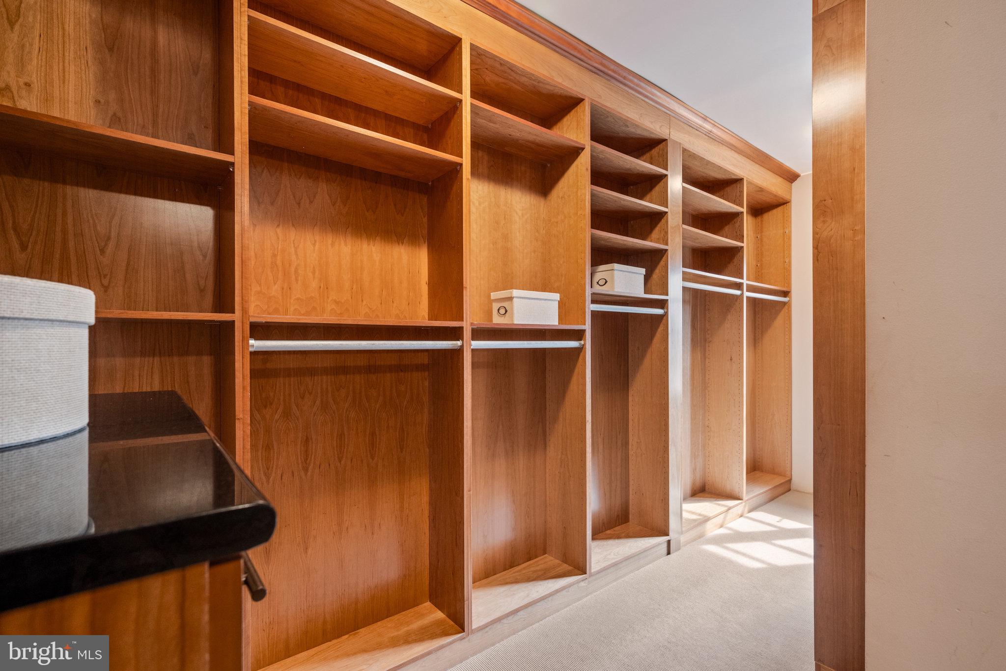 BERKLEY - Residential