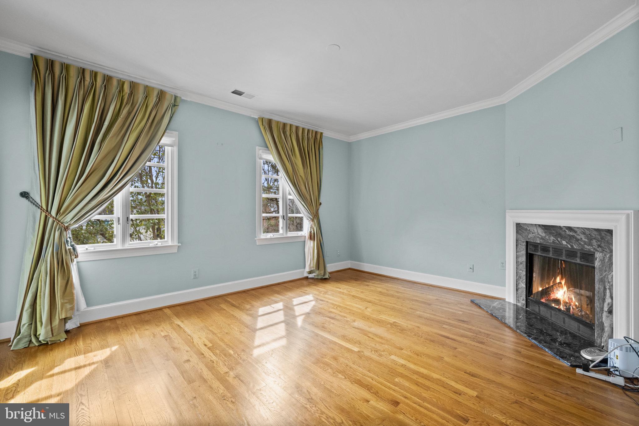 BERKLEY - Residential