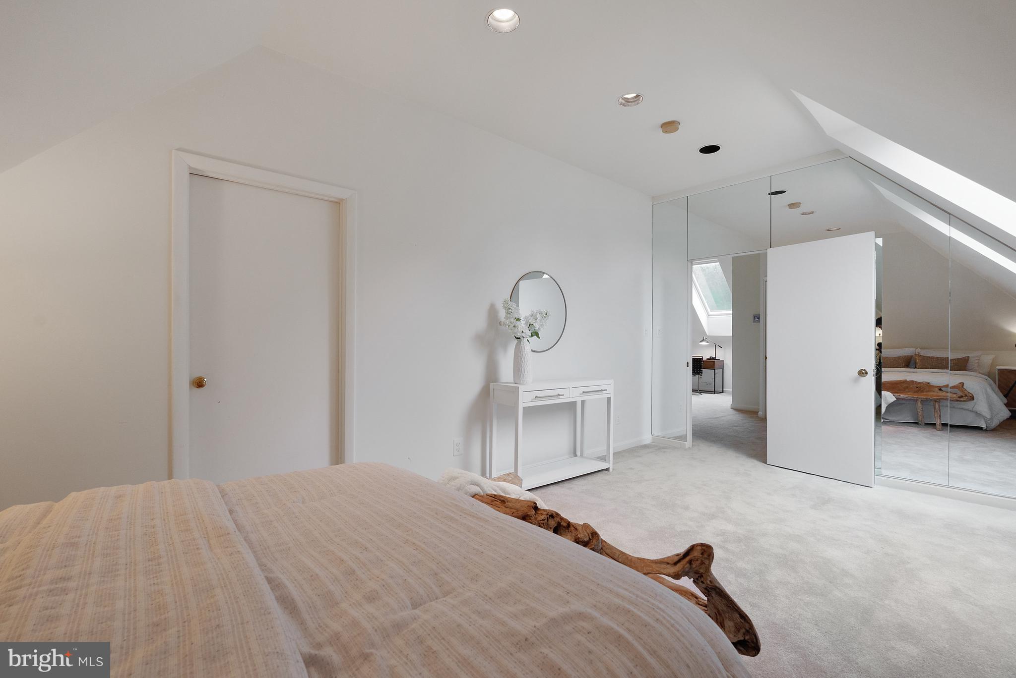 BERKLEY - Residential