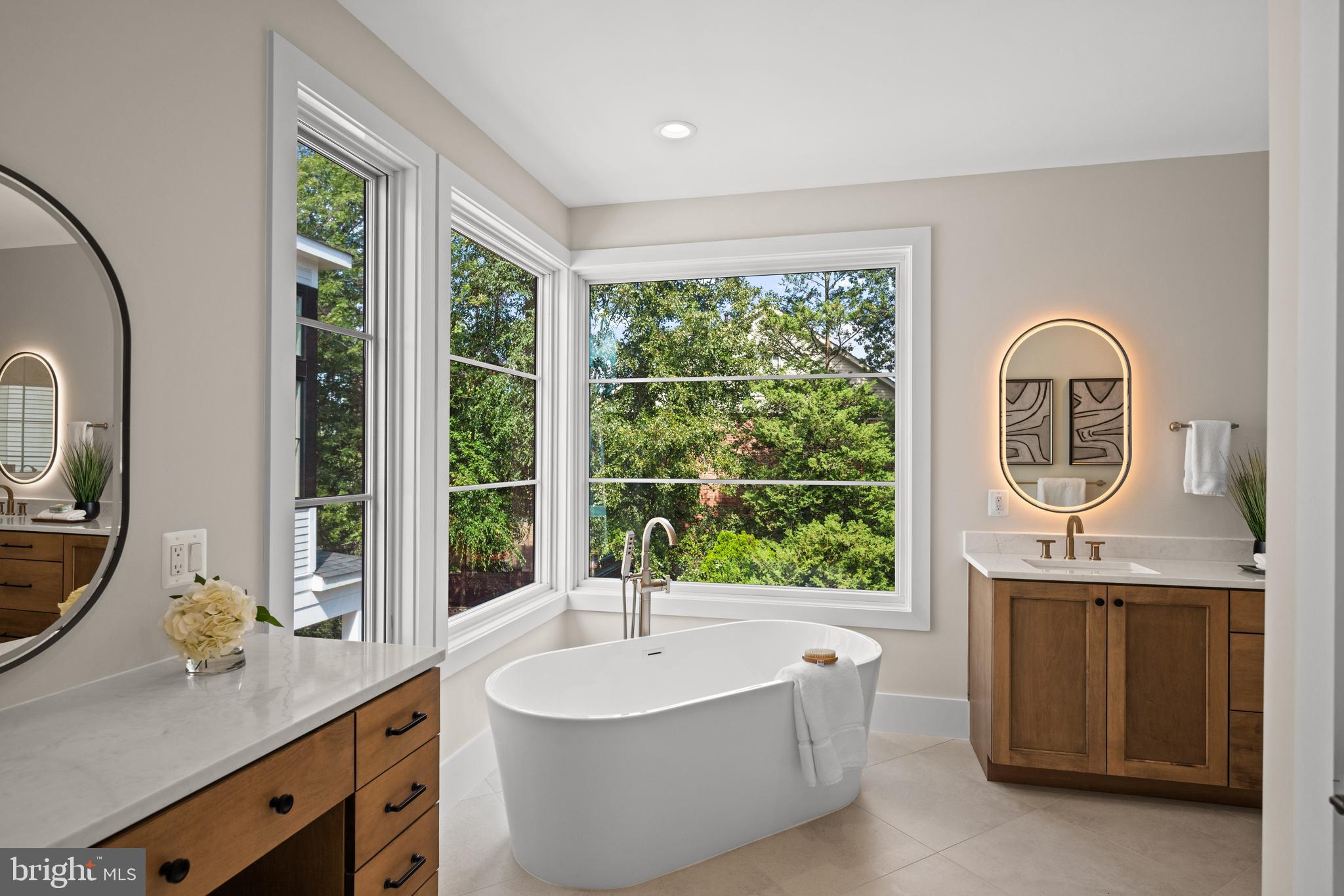 SHIRLEY WOODS - Residential