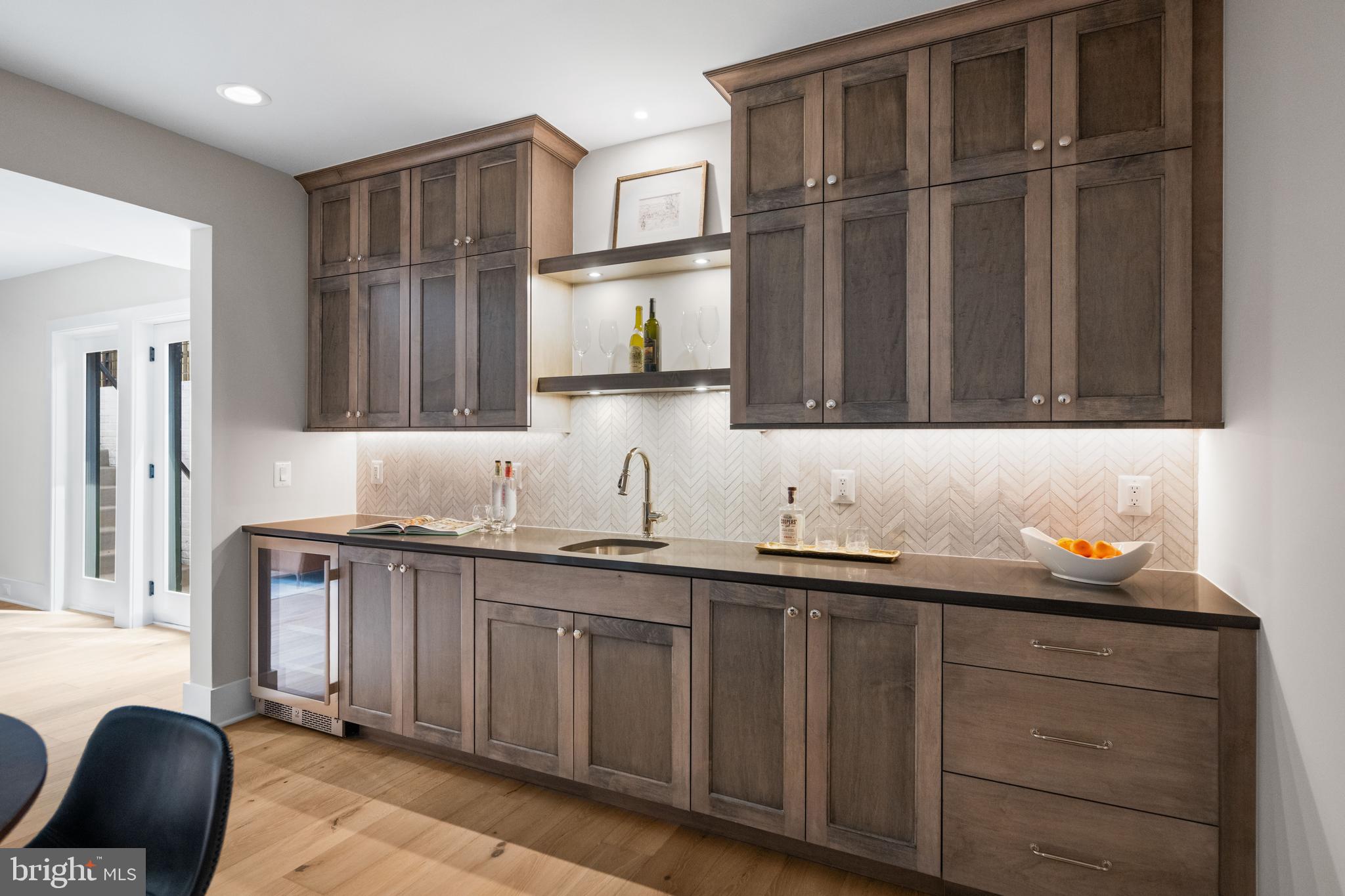 SHIRLEY WOODS - Residential