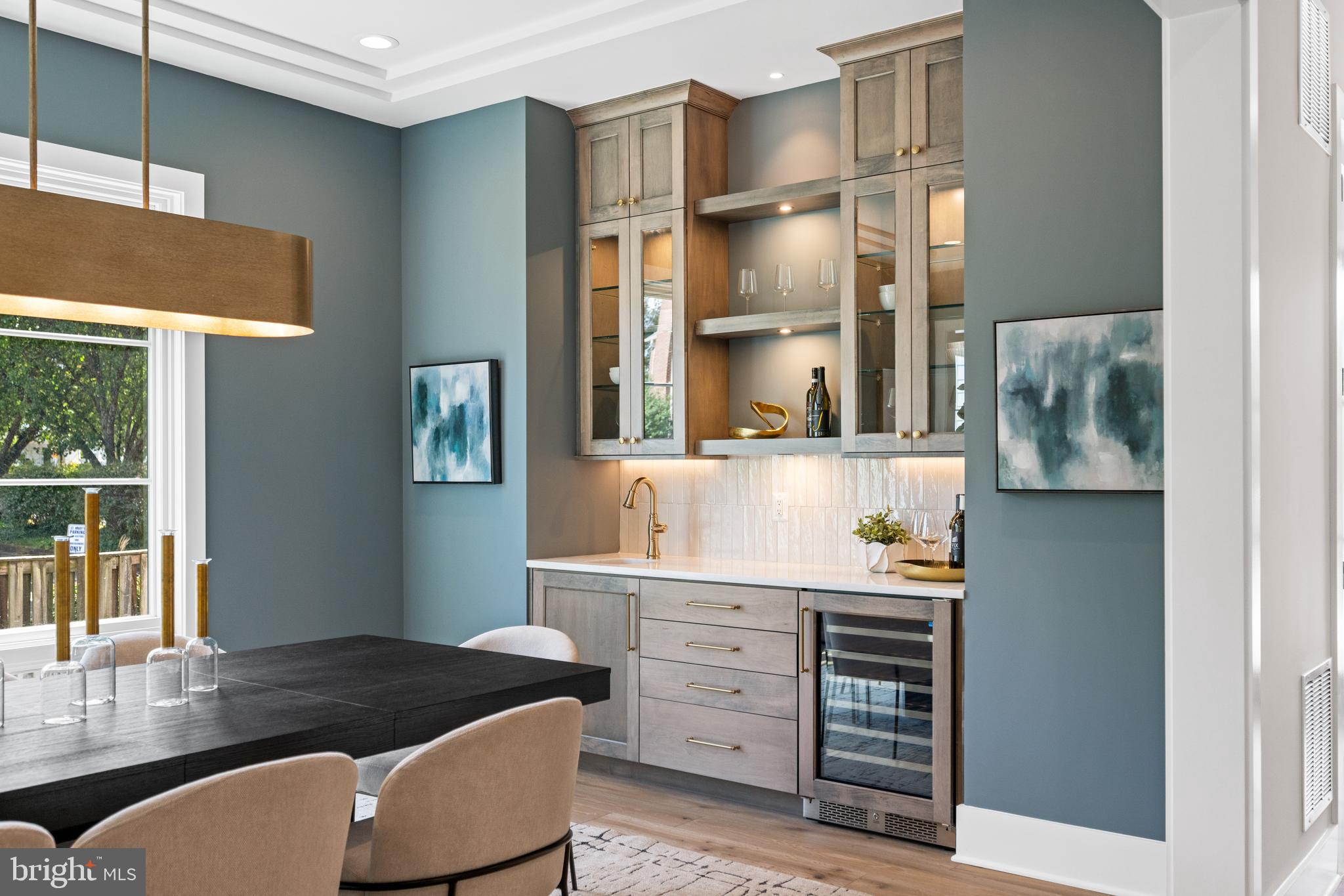 SHIRLEY WOODS - Residential