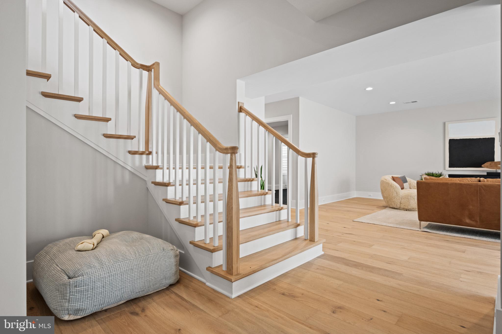 SHIRLEY WOODS - Residential