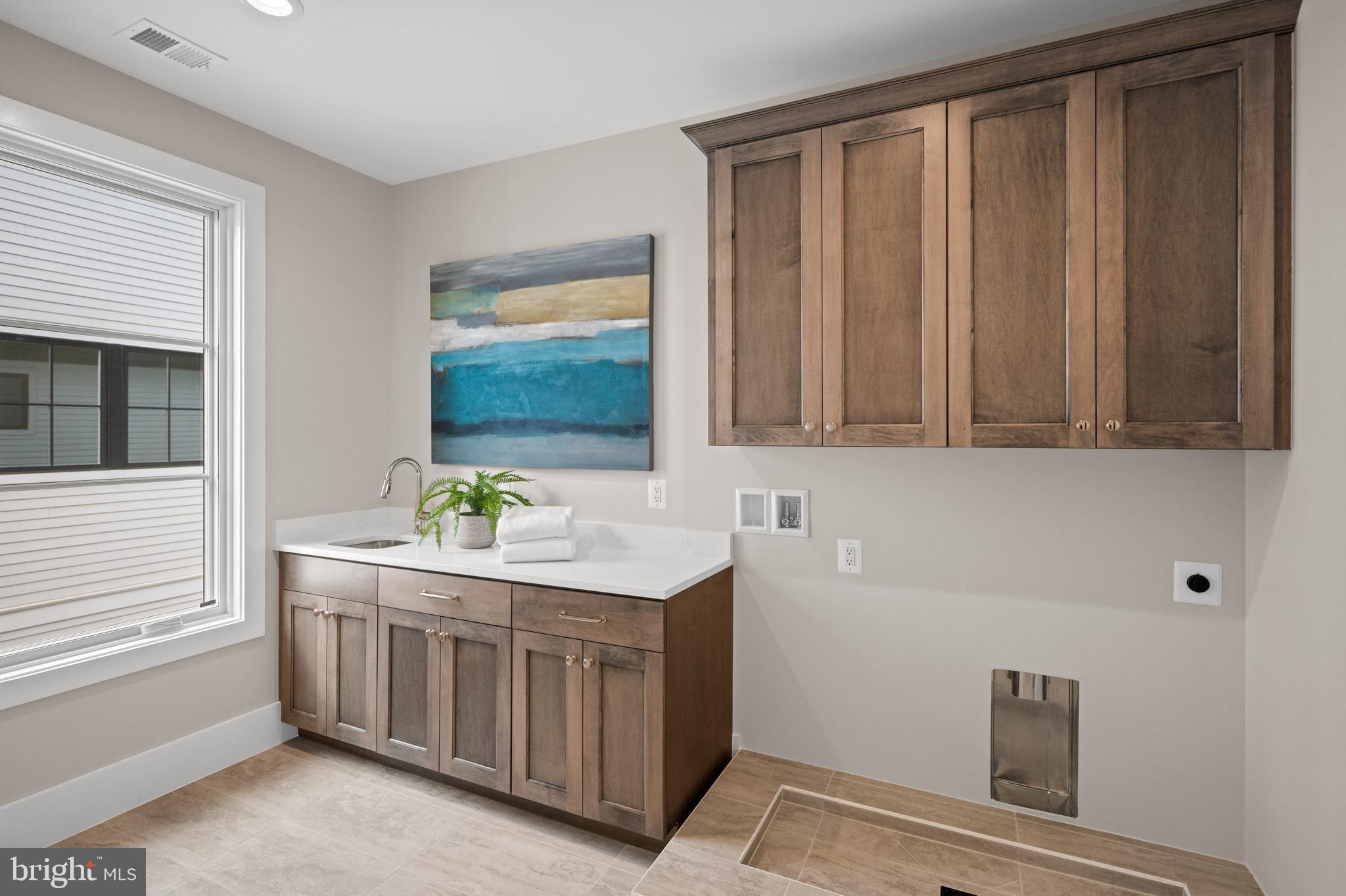 SHIRLEY WOODS - Residential