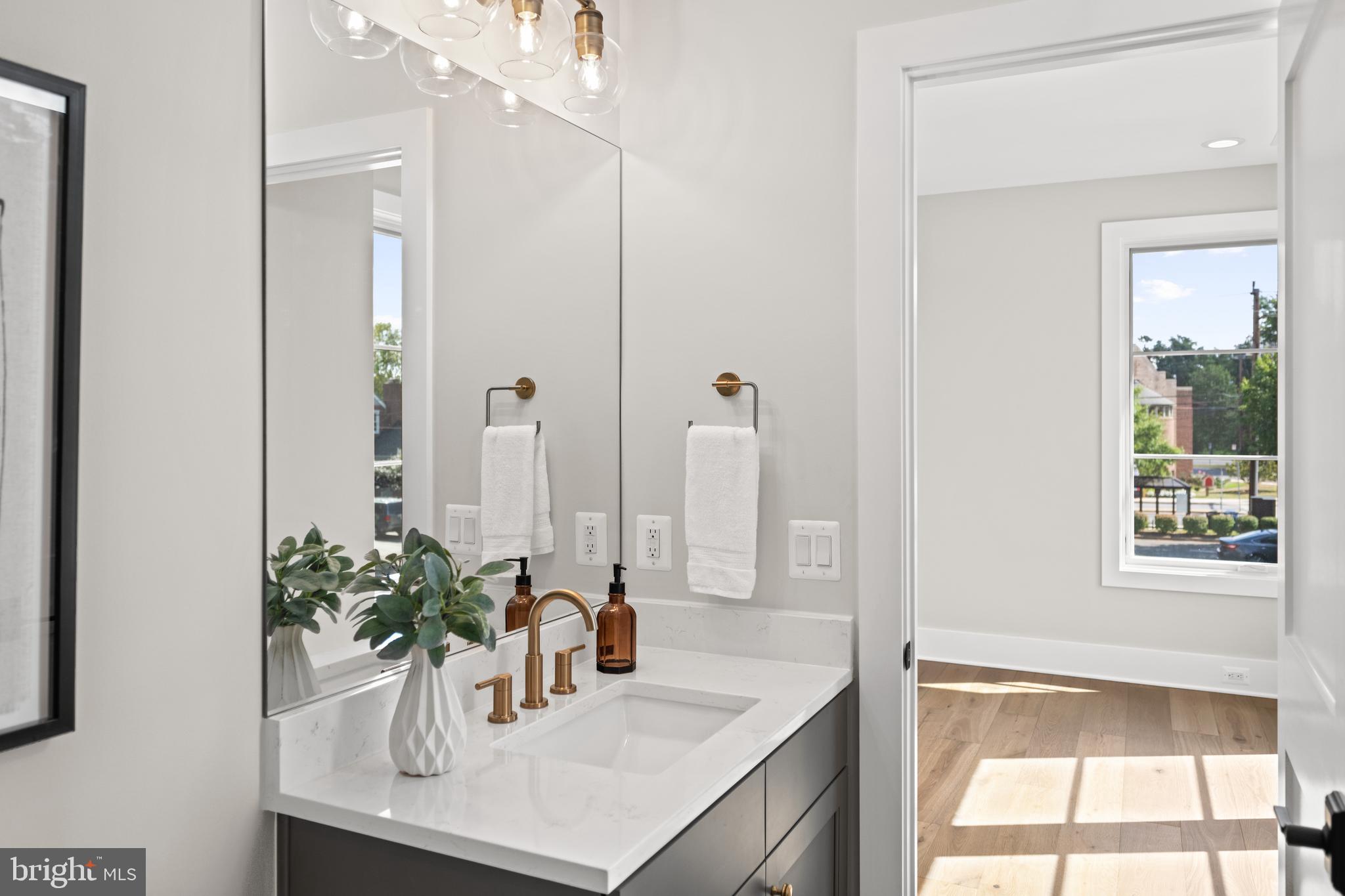 SHIRLEY WOODS - Residential