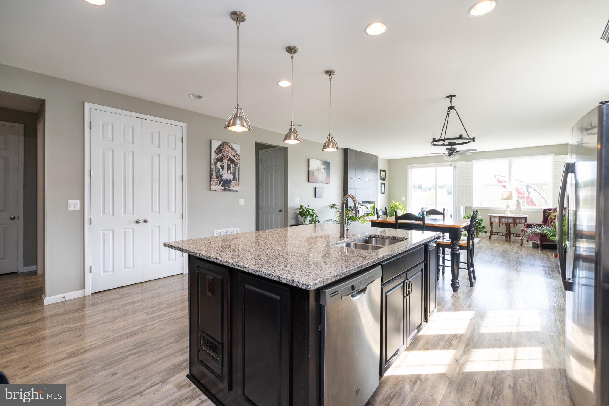 SOUTHERN HILLS - Residential