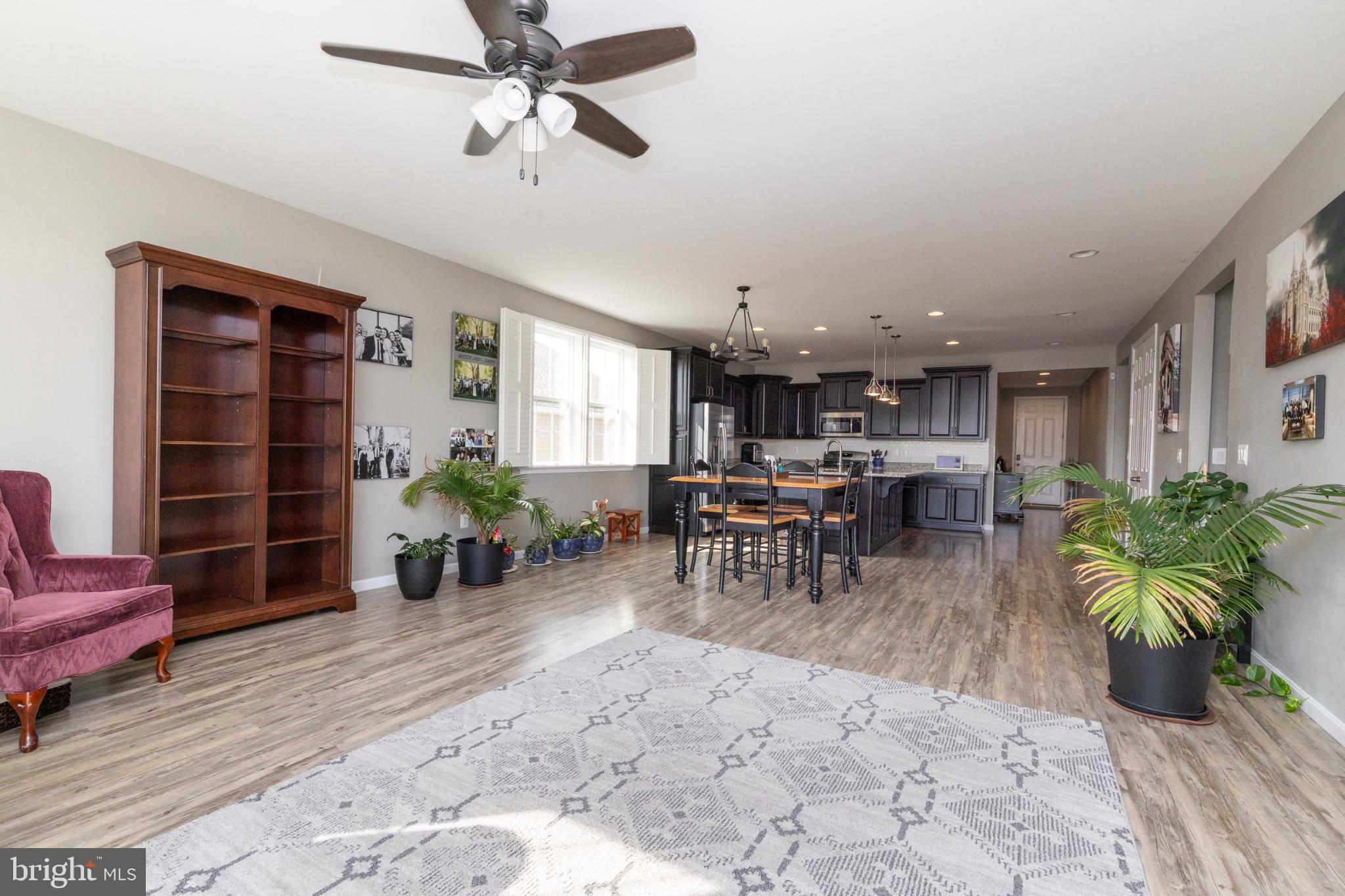 SOUTHERN HILLS - Residential