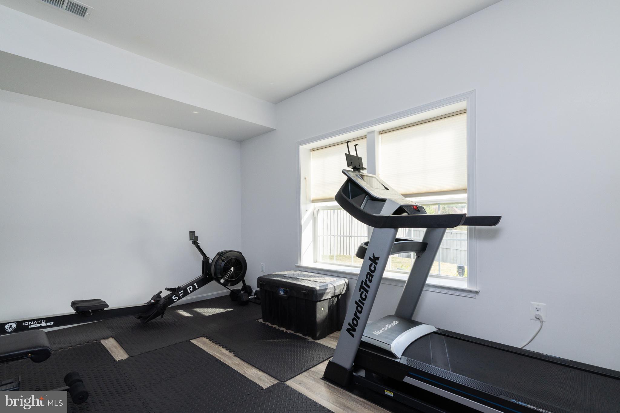 SOUTHERN HILLS - Residential